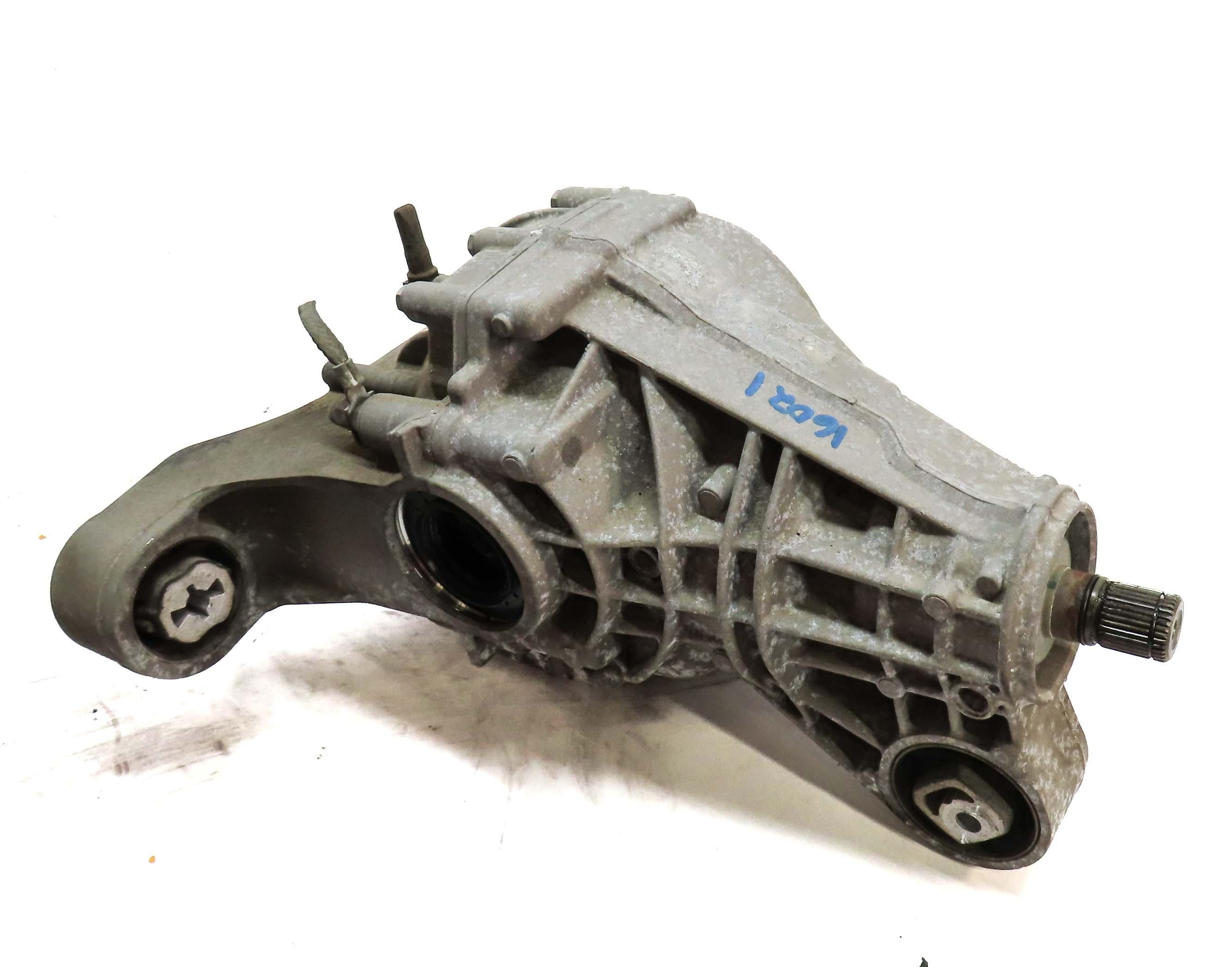 2011-2014 PORSCHE CAYENNE (958) 3.0L - REAR DIFFERENTIAL GEAR CARRIER — exact item pictured