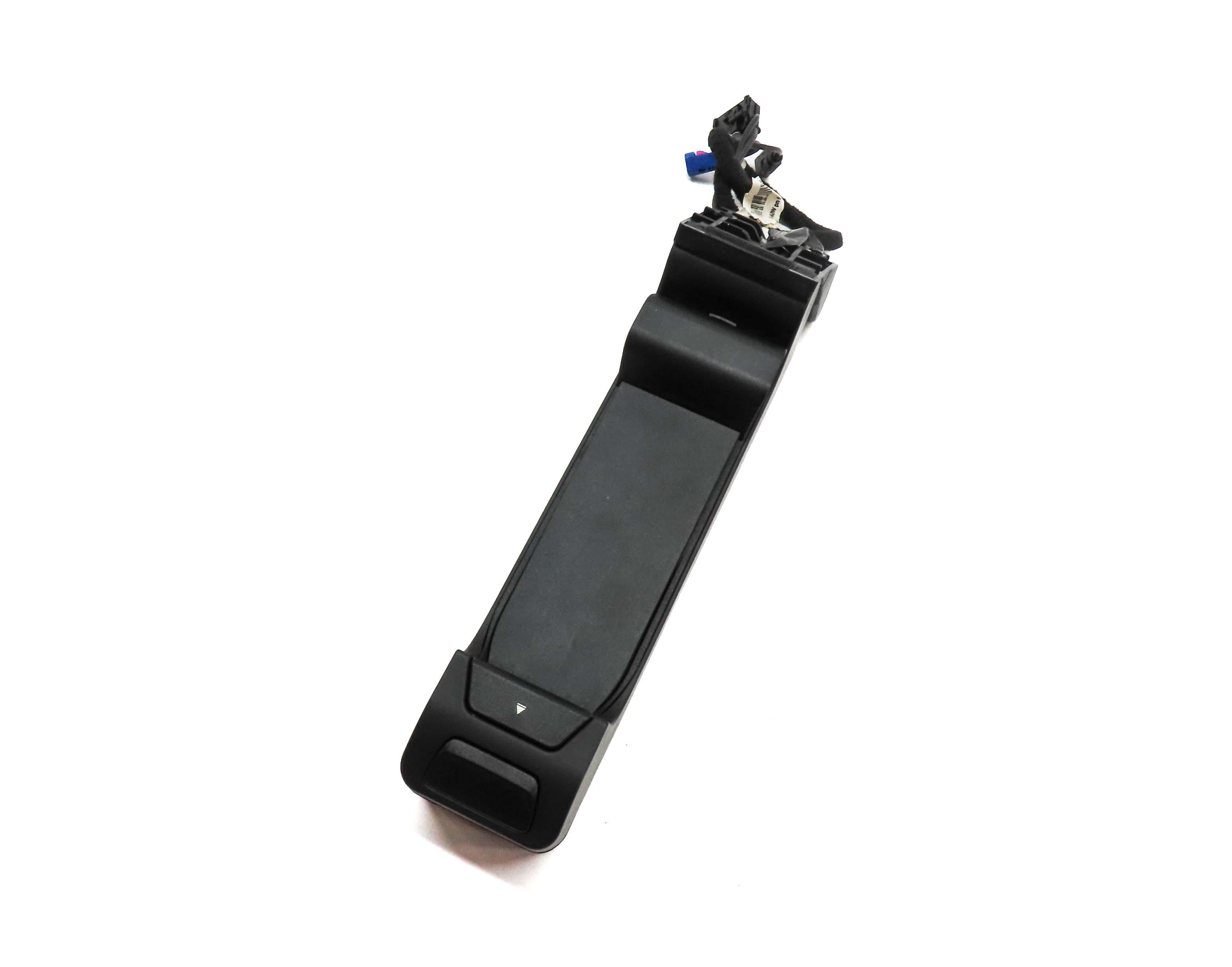 2012 BMW X5 (E70) FRONT CENTER CONSOLE CELL PHONE CRADLE ADAPTER — exact item pictured