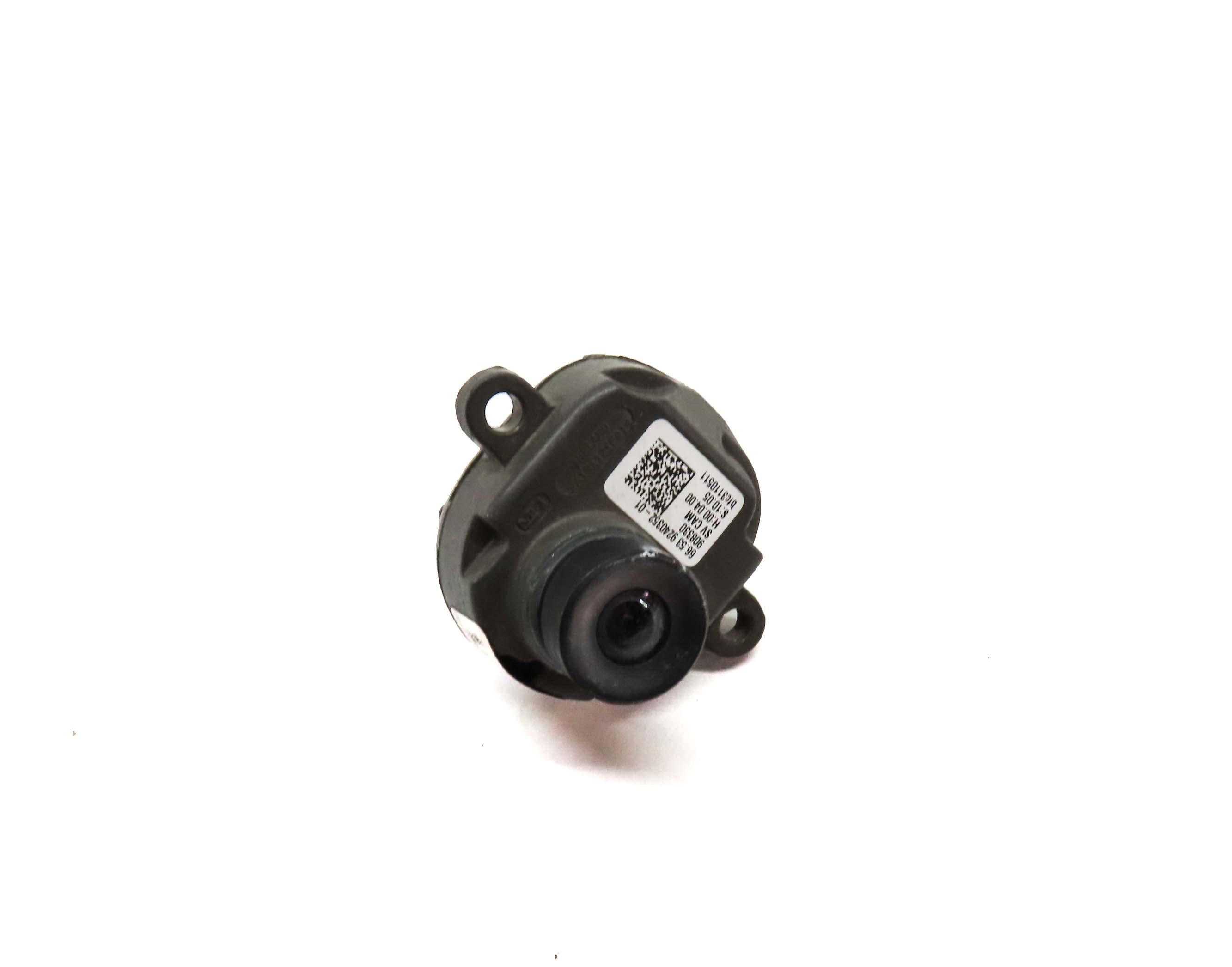09-18 BMW 3 4 5 6 7 X5 X6 (F01 F02 F06 F10 F12 F13 F30 F32) FRONT BUMPER CAMERA — exact item pictured