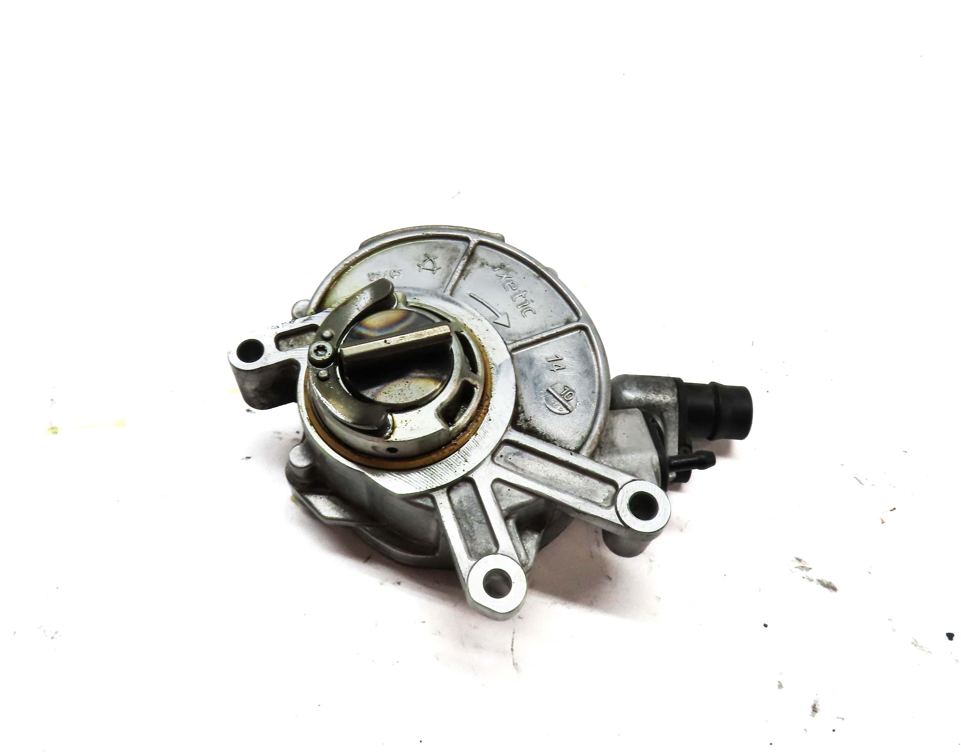 10-17 BMW 5 7 M5 X6 X6 X5M X6M (F01 F10 F15 F16 F85 F86) 4.4L BRAKE VACUUM PUMP — exact item pictured