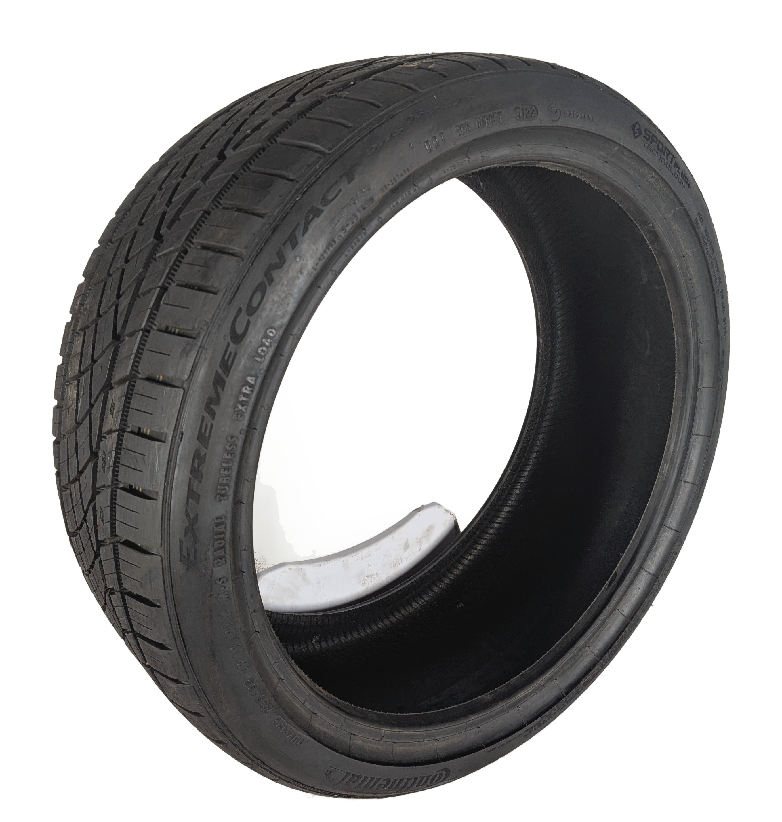 CONTINENTAL EXTREMECONTACT DWS06 PLUS 235/35ZR19 91Y 9/32 DOT 5122 TIRE — exact item pictured