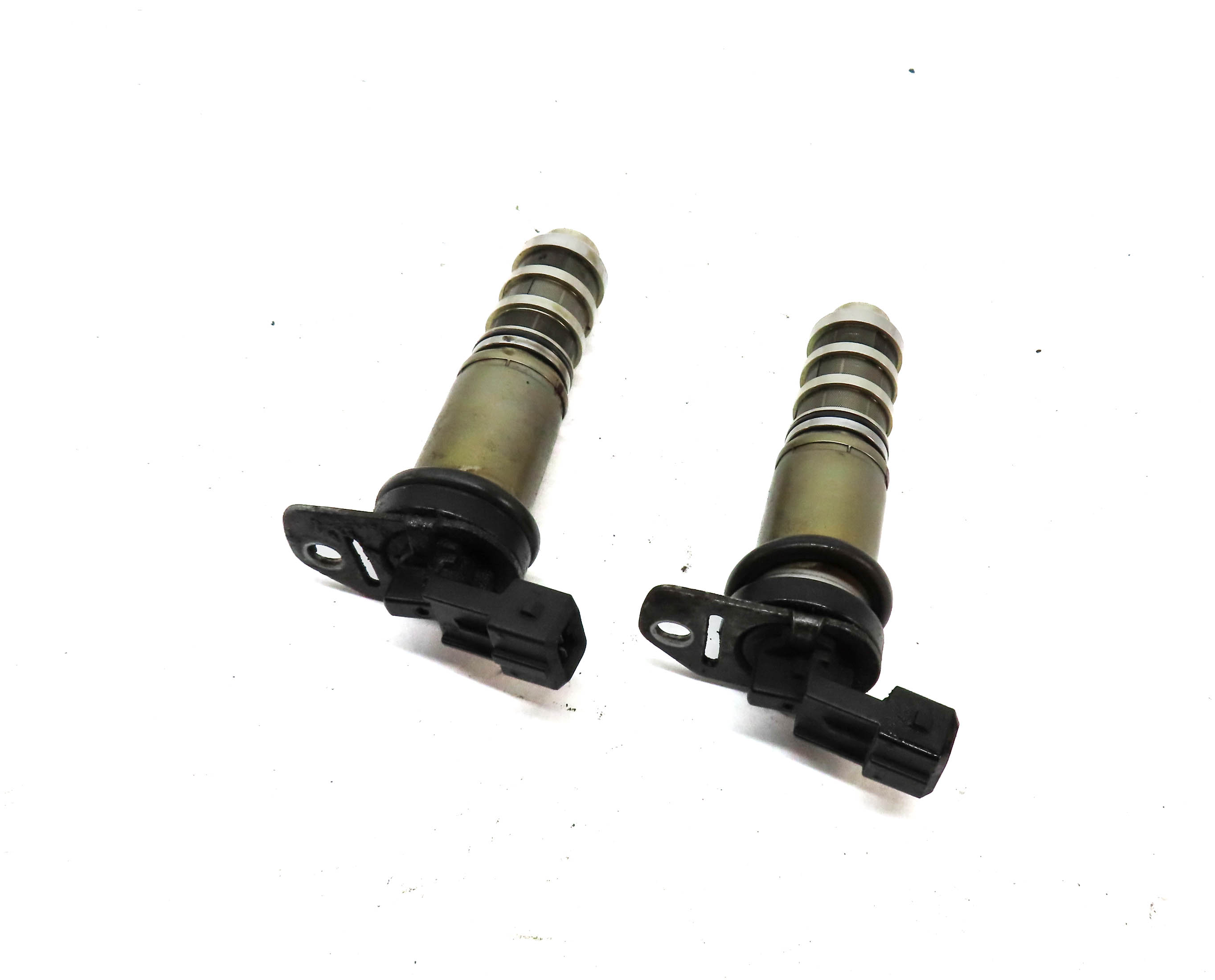 2011 BMW 535Xi (F10) 3.0L TURBO (N55) ENGINE MOTOR VANOS SOLENOID SET/2 — exact item pictured