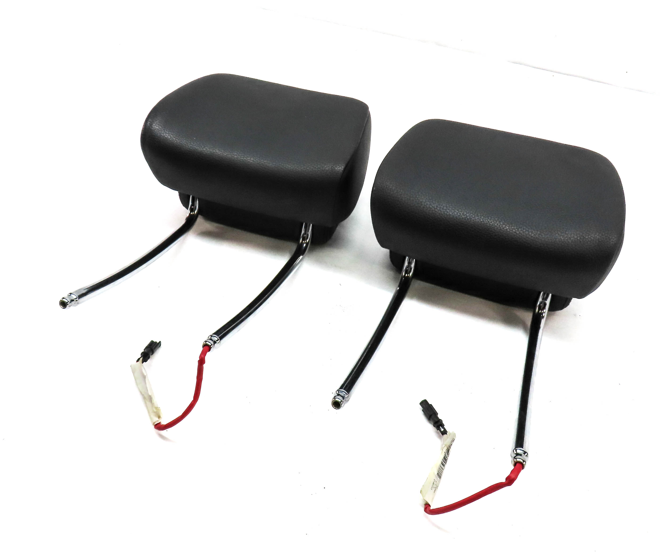 2011 BMW 535Xi F10 FRONT LEFT RIGHT ACTIVE SEAT HEAD REST HEADREST SET/2(Black) — exact item pictured
