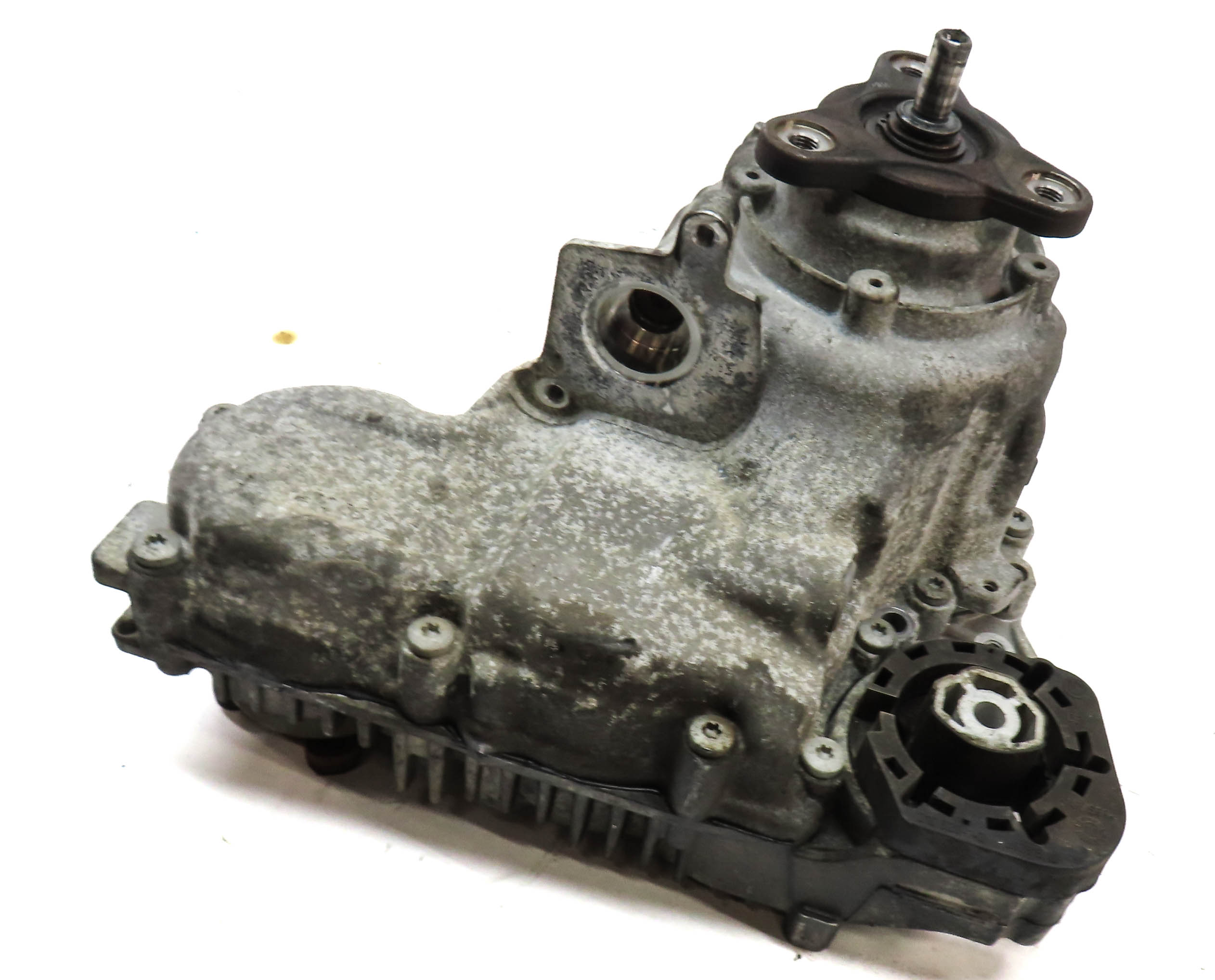 2010-2012 BMW 535i 550i GT 750i B7 (F01 F07 F10) AWD X-DRIVE FRONT TRANSFER CASE — exact item pictured
