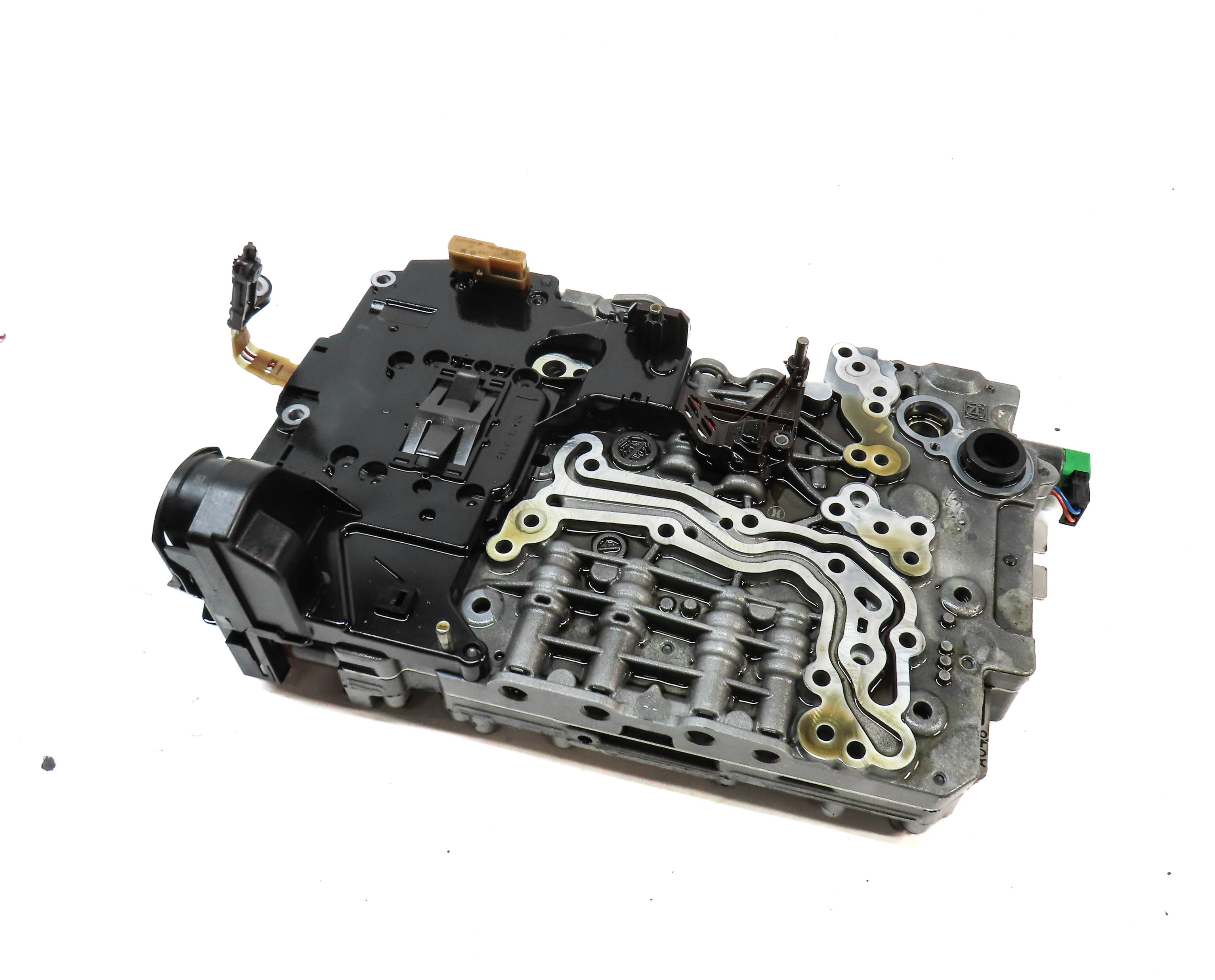 BMW 2011 535i / 11-12 535iGT AWD XDRIVE 8HP-45 AUTOMATIC TRANSMISSION VALVE BODY — exact item pictured