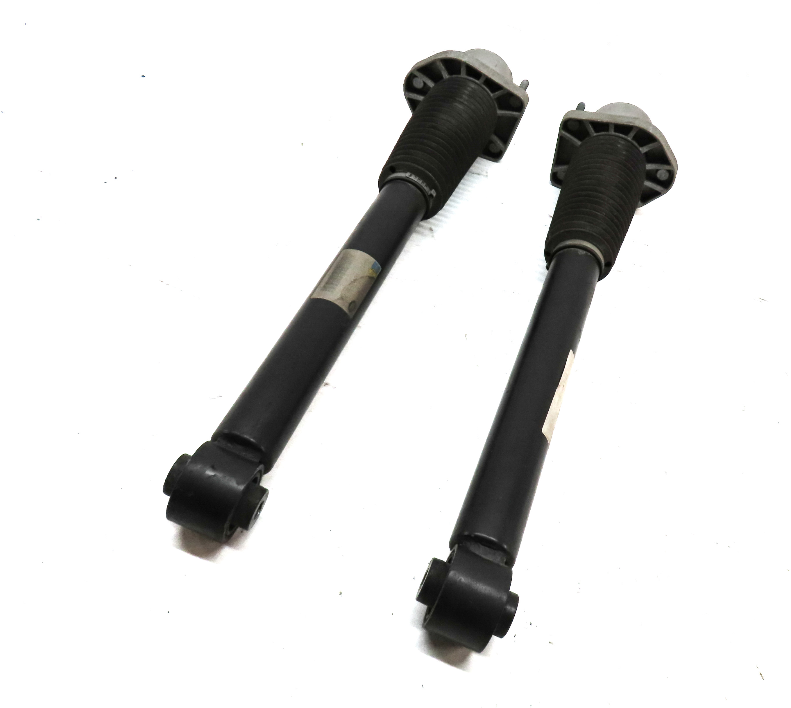 16 LAND RANGE ROVER SPORT L494 AWD REAR LEFT & RIGHT STANDARD SHOCK STRUT SET — exact item pictured