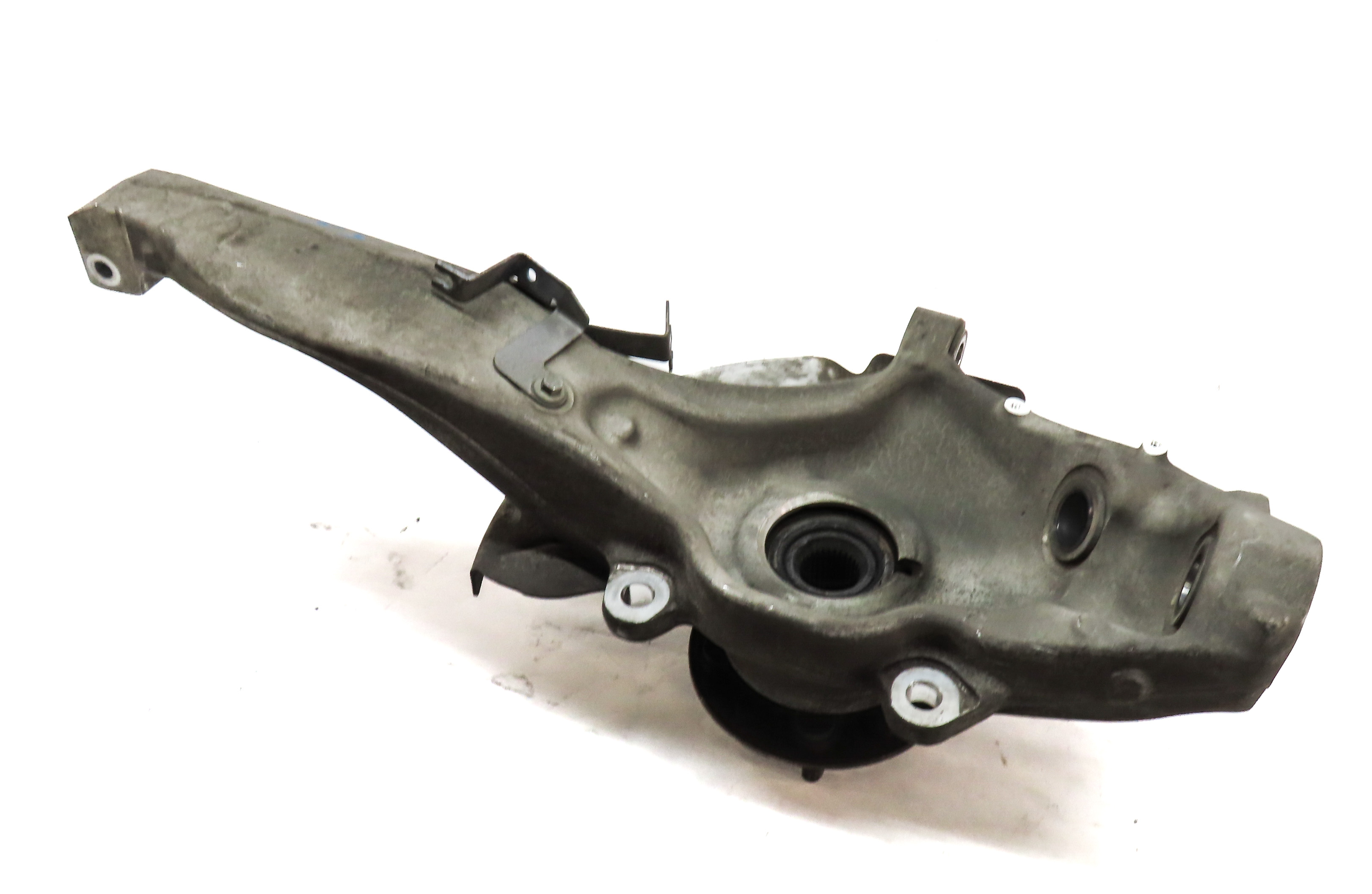 2014-2017 RANGE ROVER SPORT (L494) FRONT LEFT DRIVER SPINDLE KNUCKLE WHEEL HUB — exact item pictured