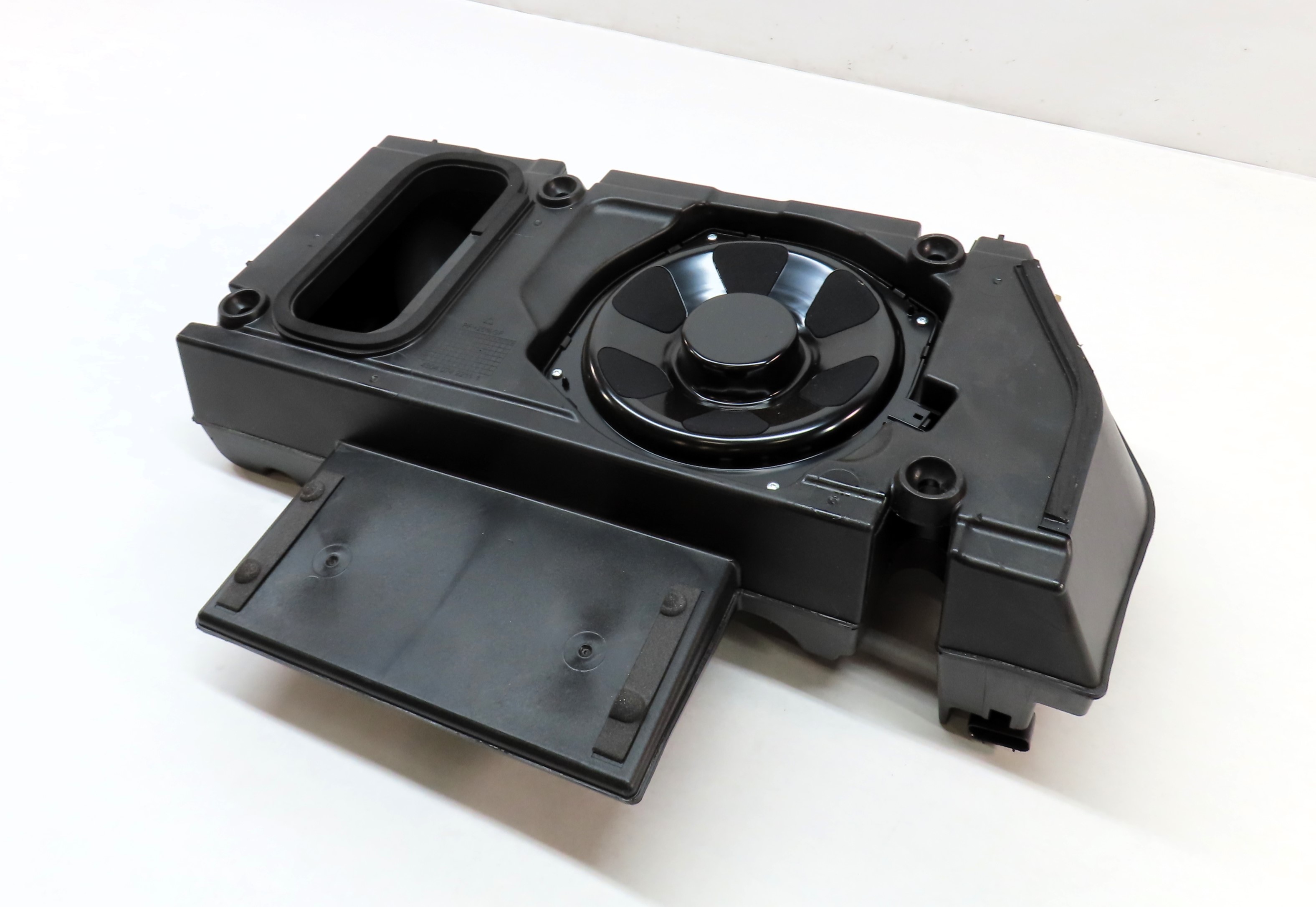 16 LAND RANGE ROVER SPORT L494 STEREO AUDIO SOUND SYSTEM SUB SUBWOOFER SPEAKER — exact item pictured