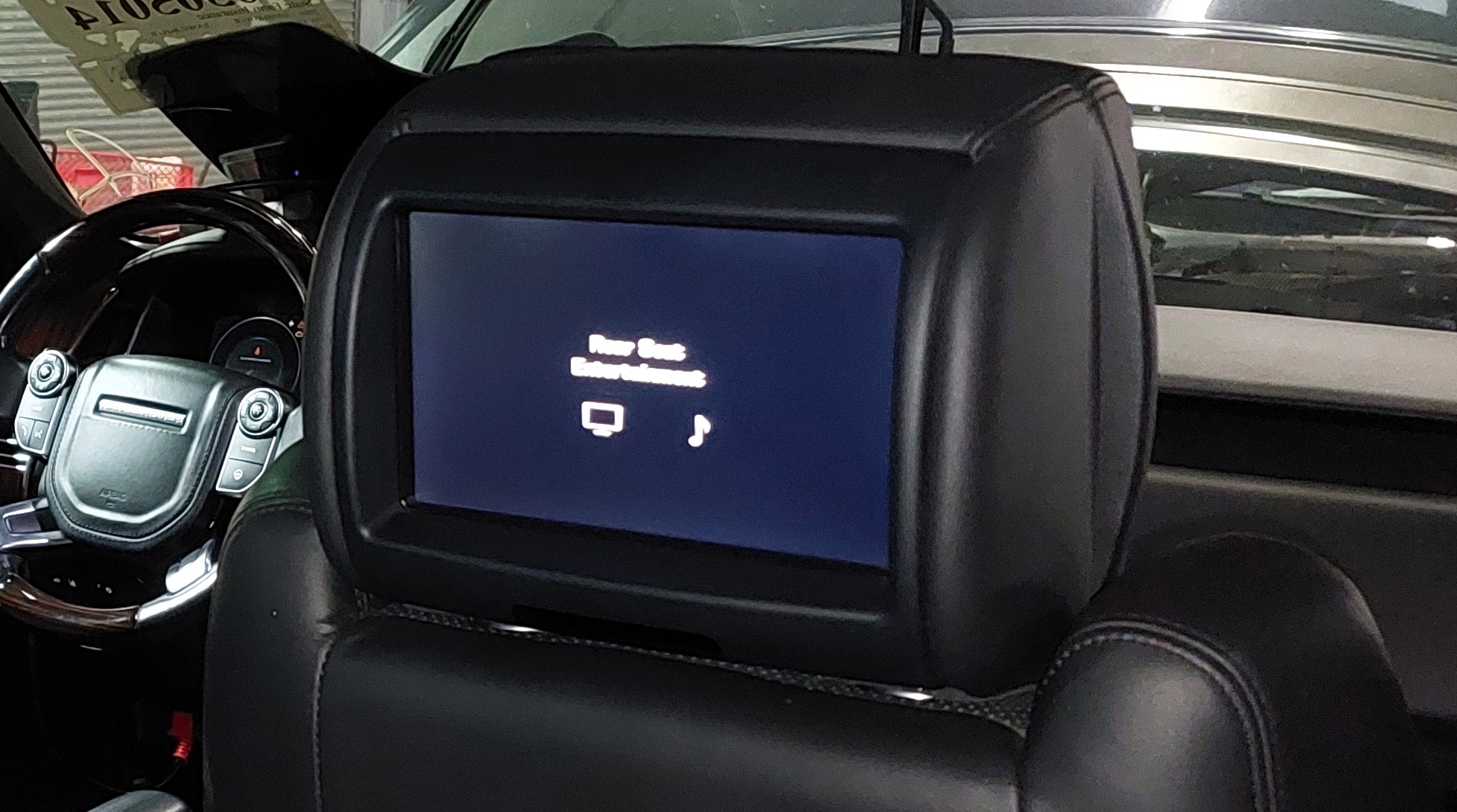 14-16 RANGE ROVER L405 FRONT LEFT OR RIGHT COMFORT HEADREST w/MEDIA SCREEN — exact item pictured
