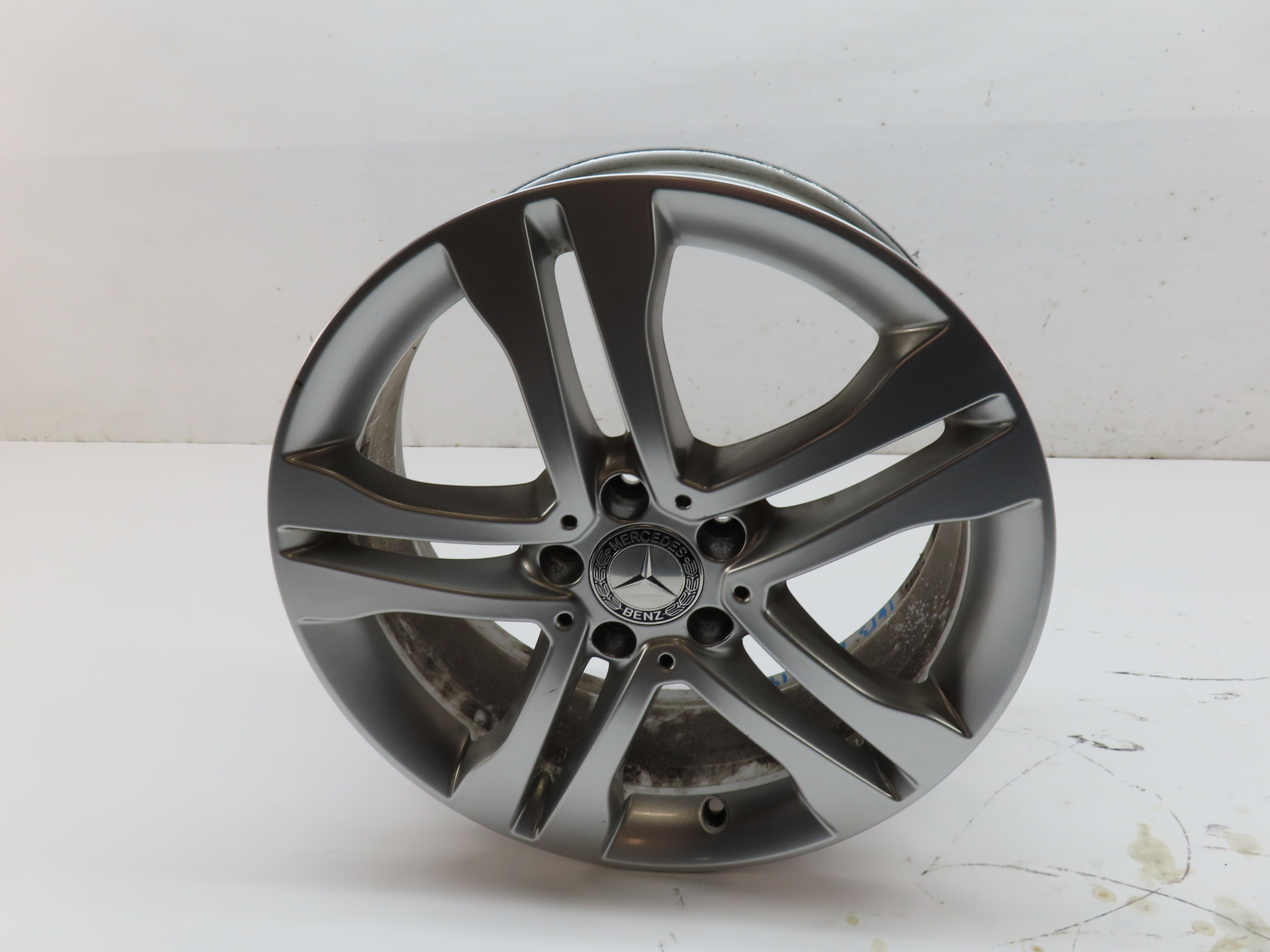15-17 MERCEDES GLA250 (X156) 18x7 ALUMINUM ALLOY 5-DOUBLE SPOKE WHEEL RIM  — exact item pictured