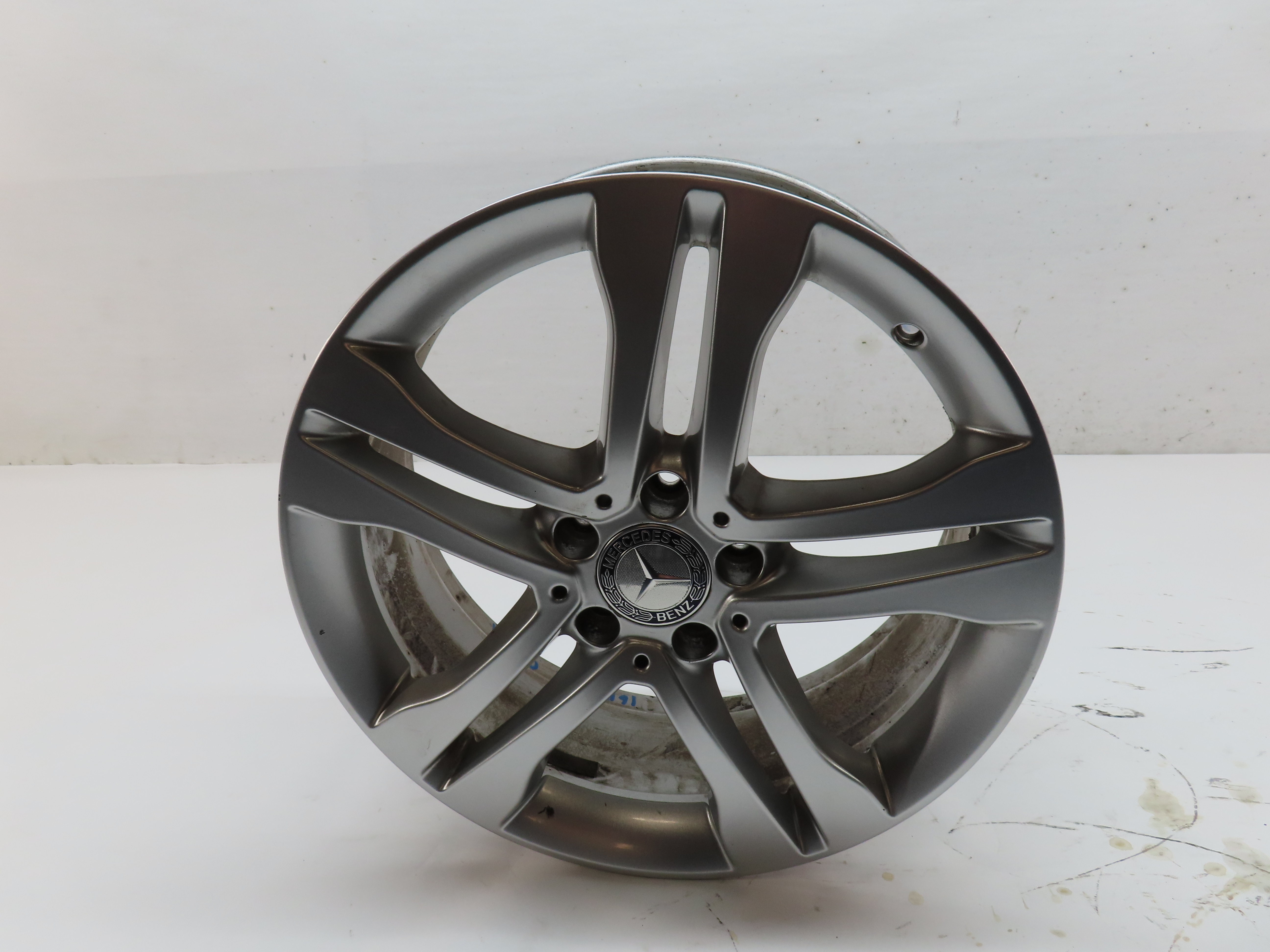15-17 MERCEDES GLA250 (X156) 18x7 ALUMINUM ALLOY 5-DOUBLE SPOKE WHEEL RIM  — exact item pictured