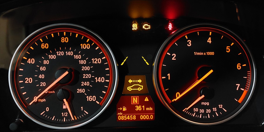 2011-2013 BMW X5 3.0L TURBO / 4.4L TWIN TURBO SPEEDOMETER GAUGE CLUSTER (85k) — exact item pictured