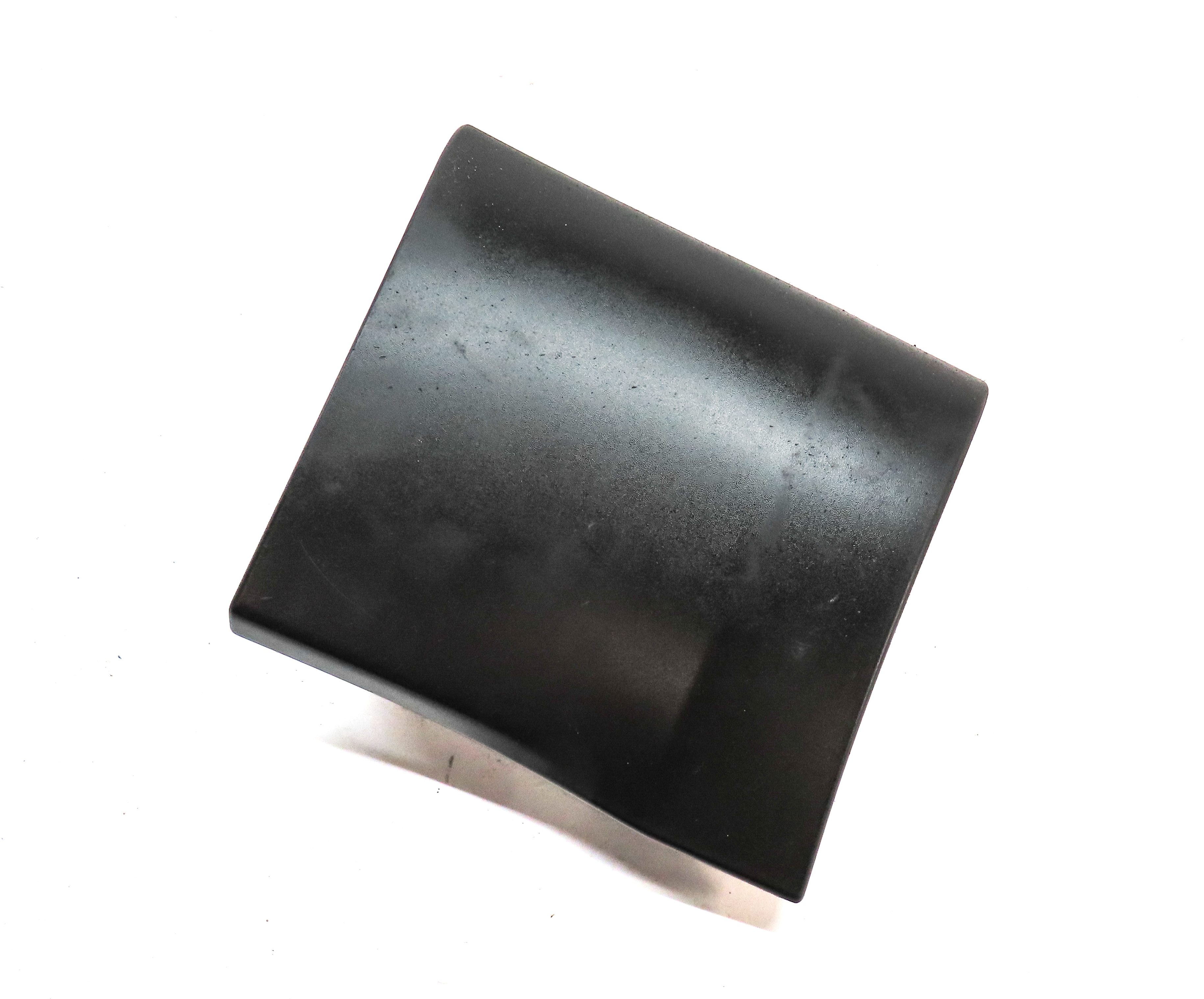2014 RANGE ROVER SPORT (L494) FRONT LEFT DRIVER LOWER FENDER TRIM MOULDING — exact item pictured
