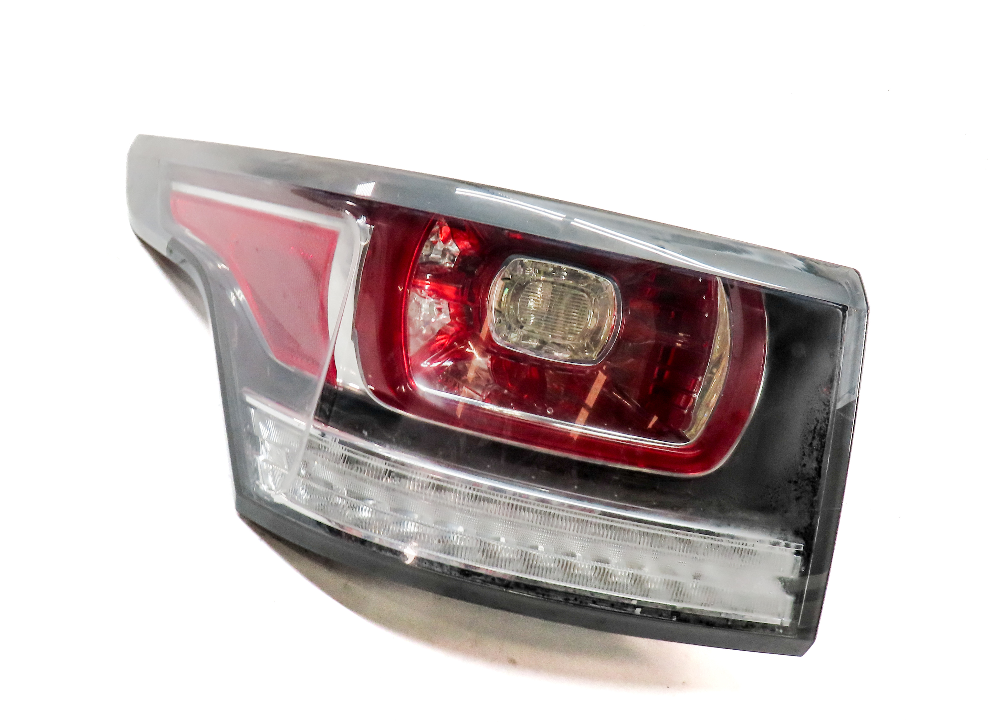 14-17 RANGE ROVER SPORT L494 REAR LEFT DRIVER OUTER QUARTER PANEL TAILLIGHT LAMP — exact item pictured