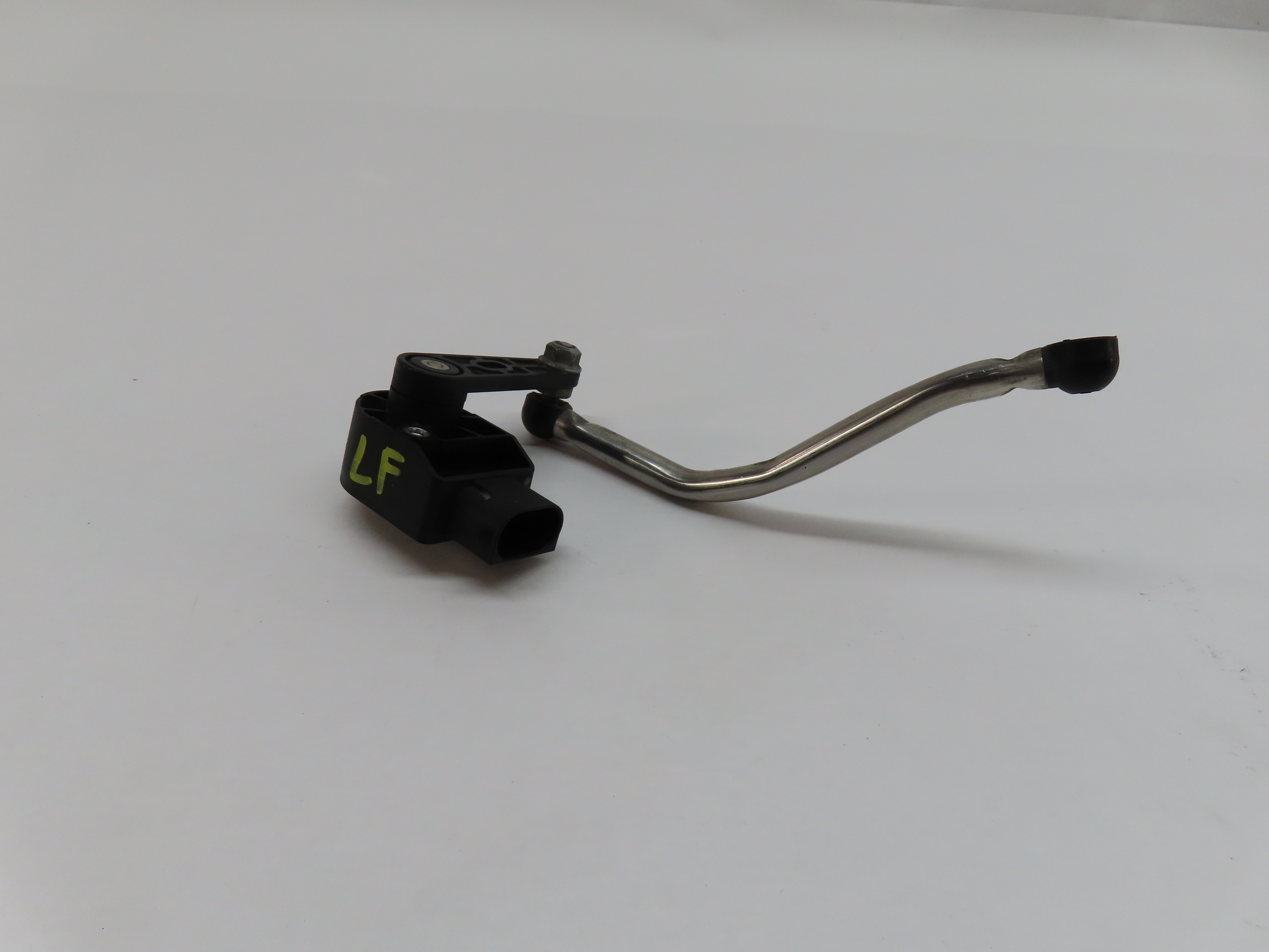 2014 BMW X3 (F25) FRONT LEFT DRIVER SUSPENSION HEIGHT LEVEL SENSOR MODULE — exact item pictured