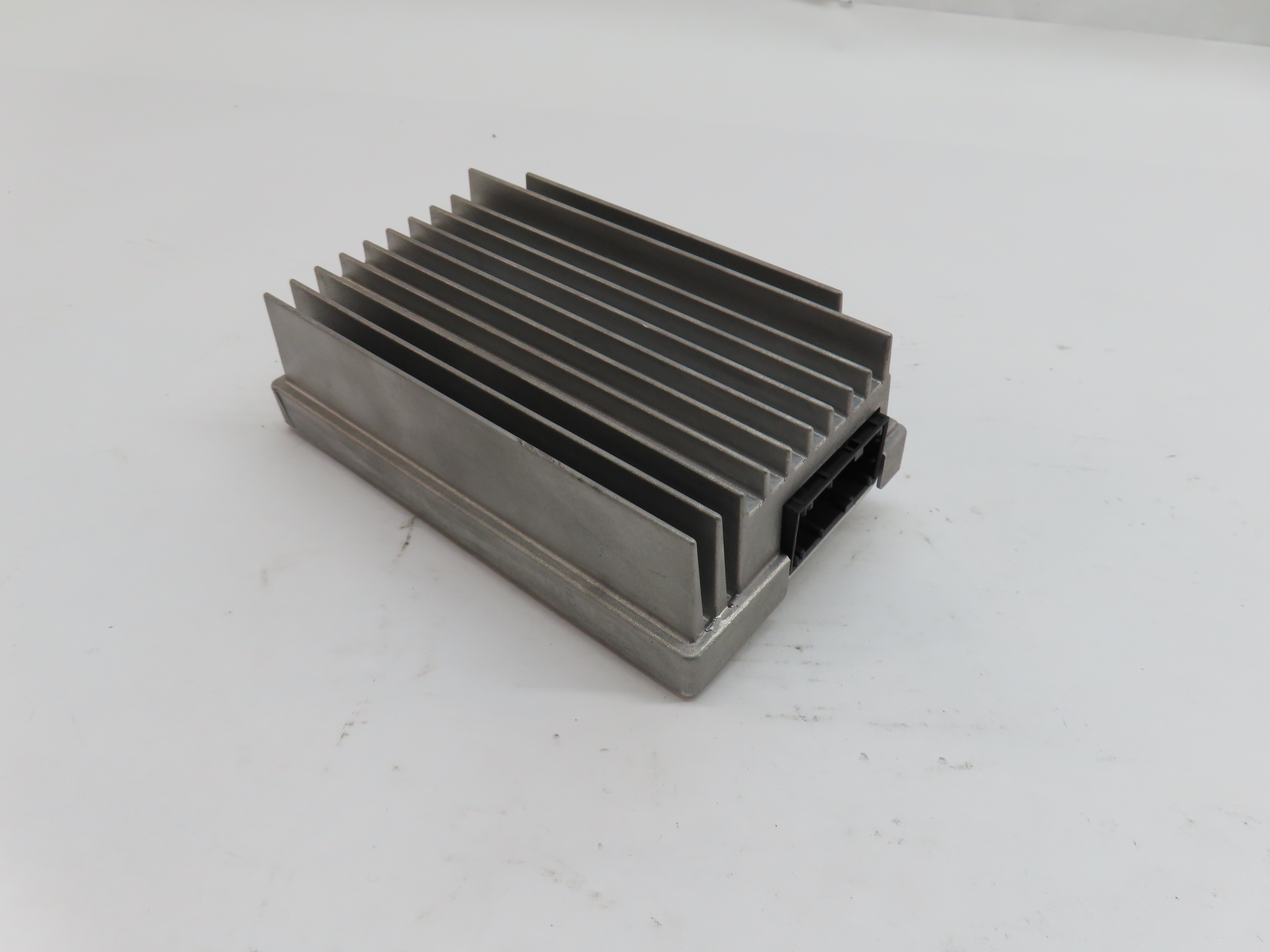2011-2014 BMW X3 (F25) RADIO STEREO HiFi AUDIO AMP AMPLIFIER (LEAR) — exact item pictured