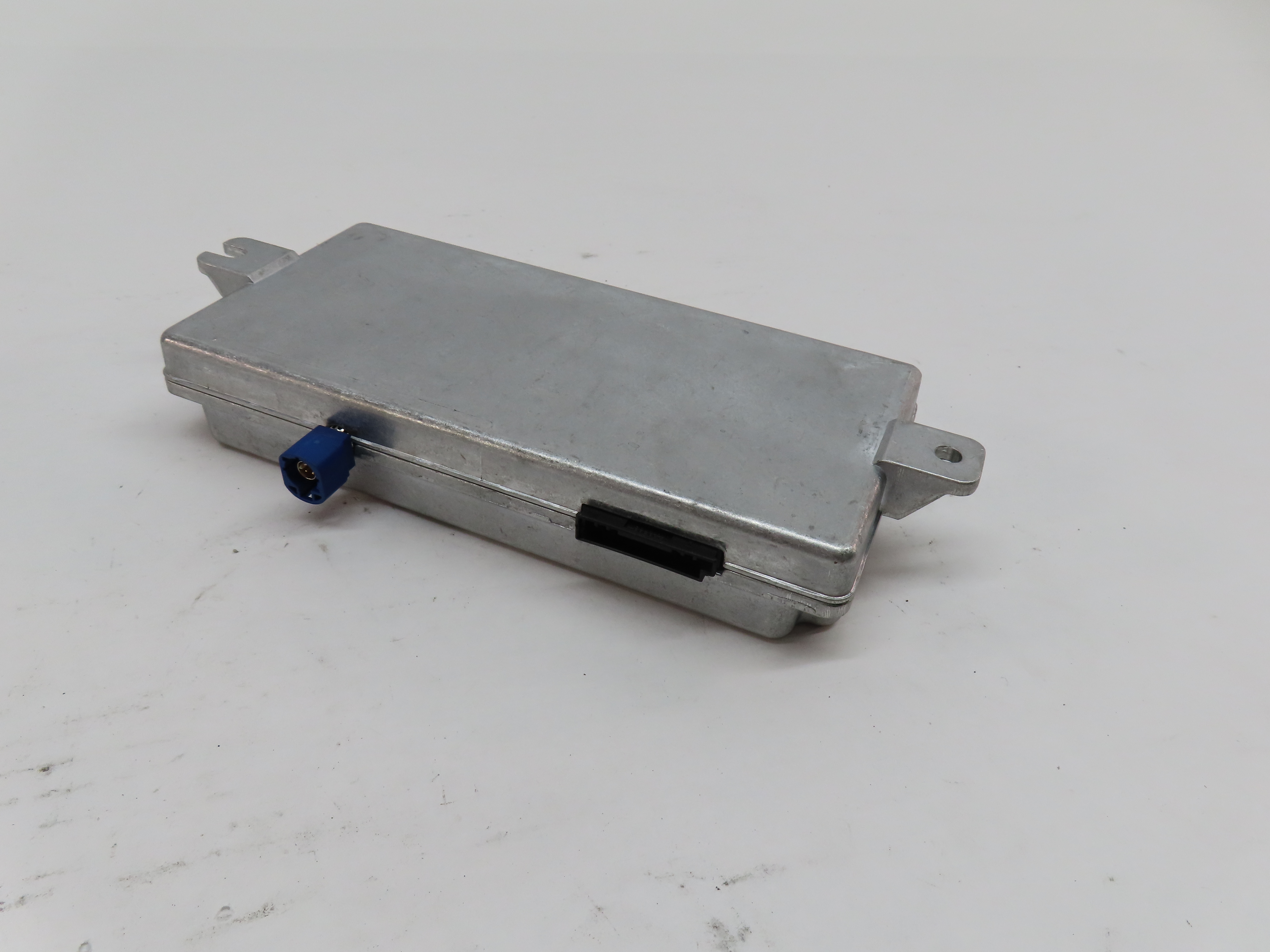 10-19 BMW 2 3 4 5 6 7 SERIES F01 F02 F10 F12 F22 F30 F32 REARVIEW CAMERA MODULE — exact item pictured