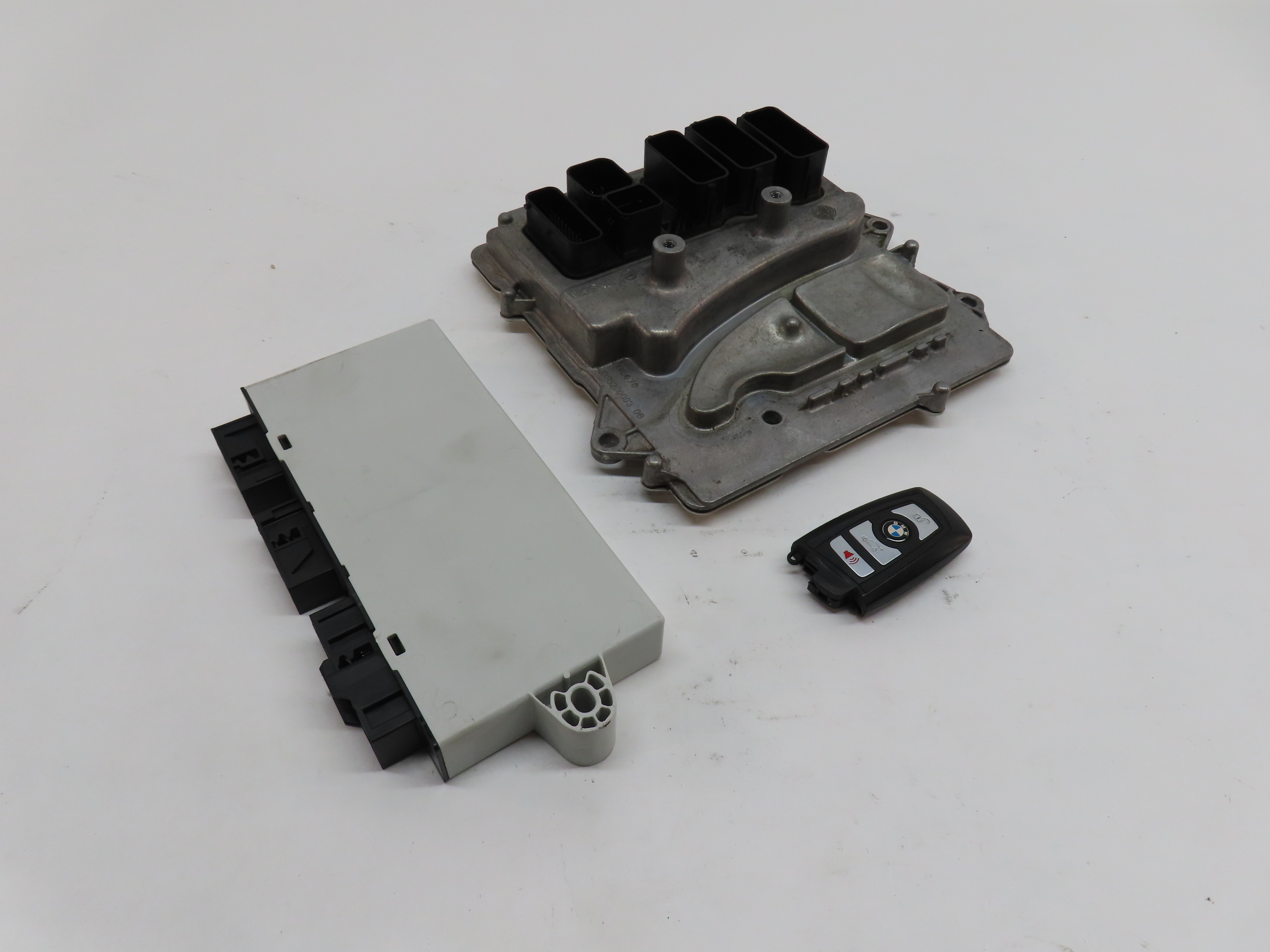 12-15 BMW 3 5 6 7 X3 F01 F06 F10 F30 ENGINE CONTROL MODULE IMMOBILIZER KEY SET — exact item pictured