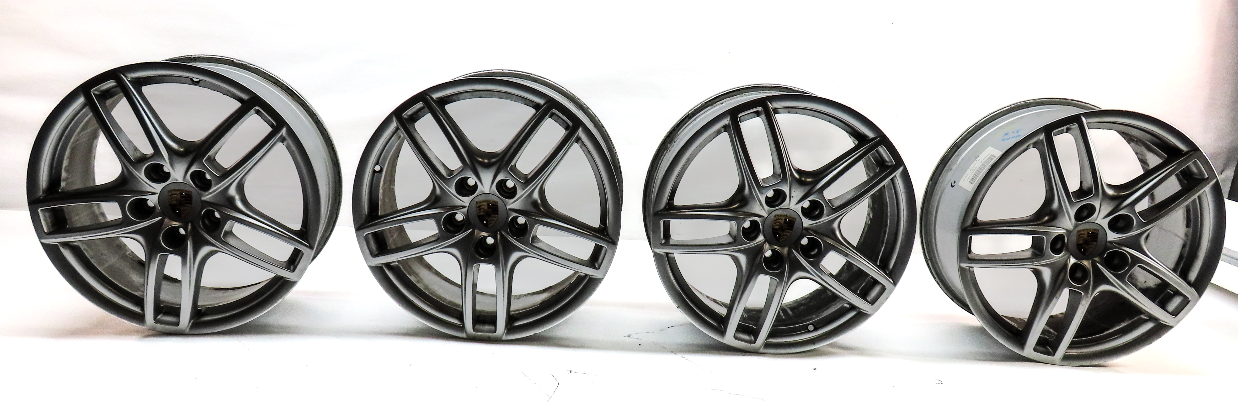 11-18 PORSCHE CAYENNE (958) 19x8.5 ALUMINUM ALLOY 5 DOUBLE SPOKE WHEEL RIM SET — exact item pictured
