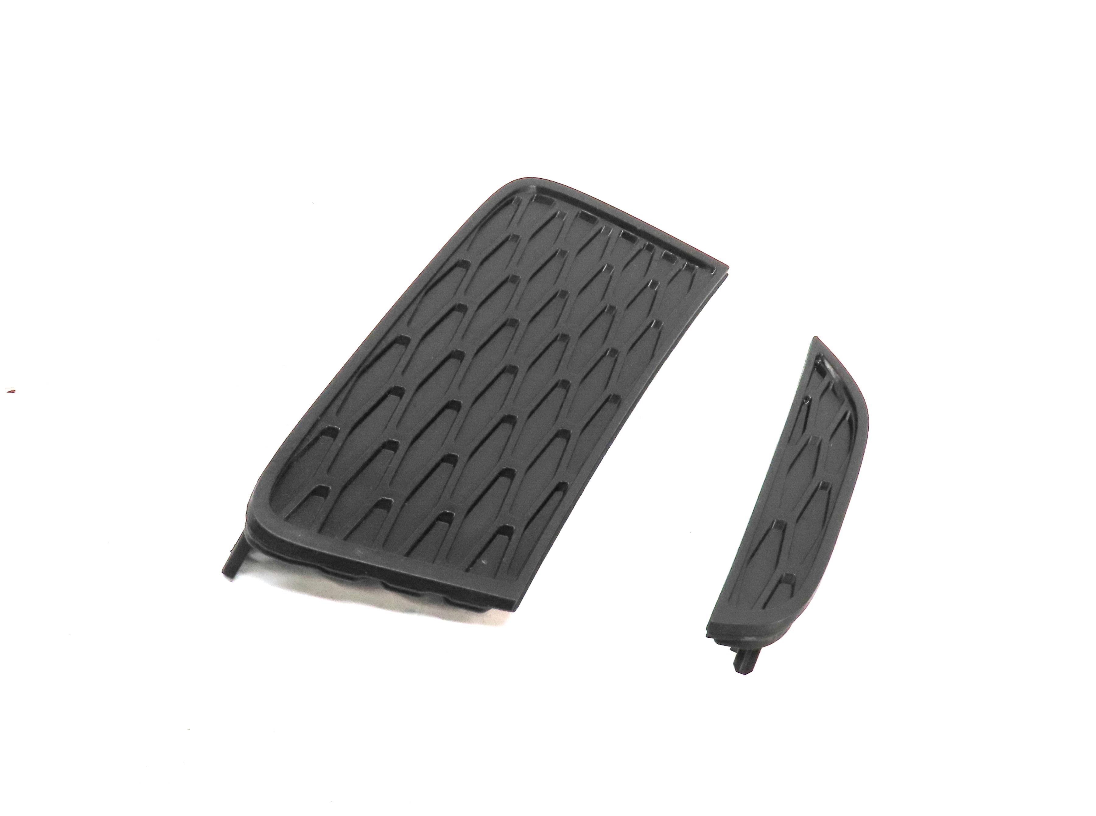 2014 RANGE ROVER EVOQUE (L538) FRONT RIGHT PASSENGER FOGLIGHT TRIM SET-2 — exact item pictured