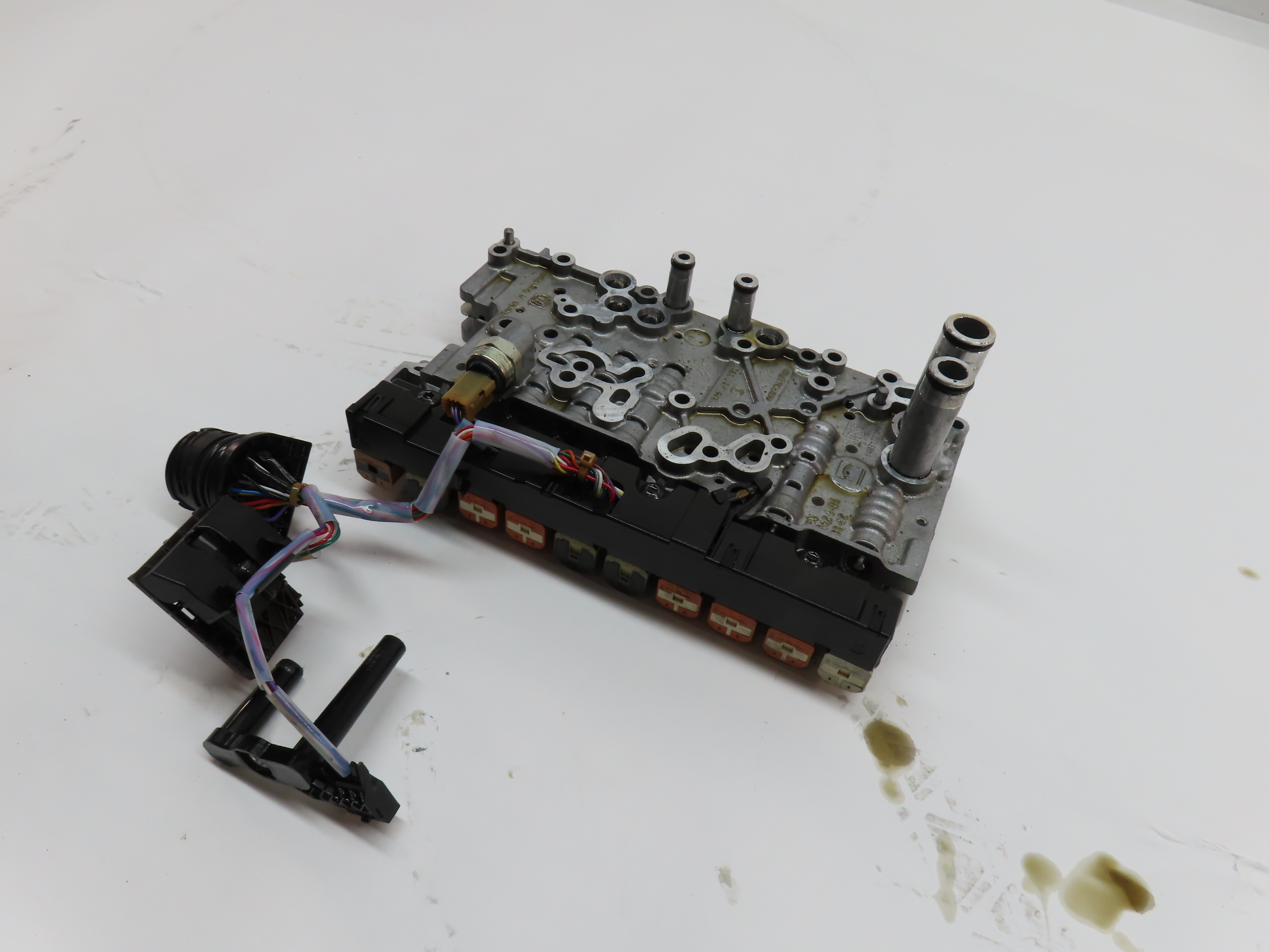 2014-2017 RANGE ROVER EVOQUE DISCOVERY SPORT (L538 L550) TRANSMISSION VALVE BODY — exact item pictured