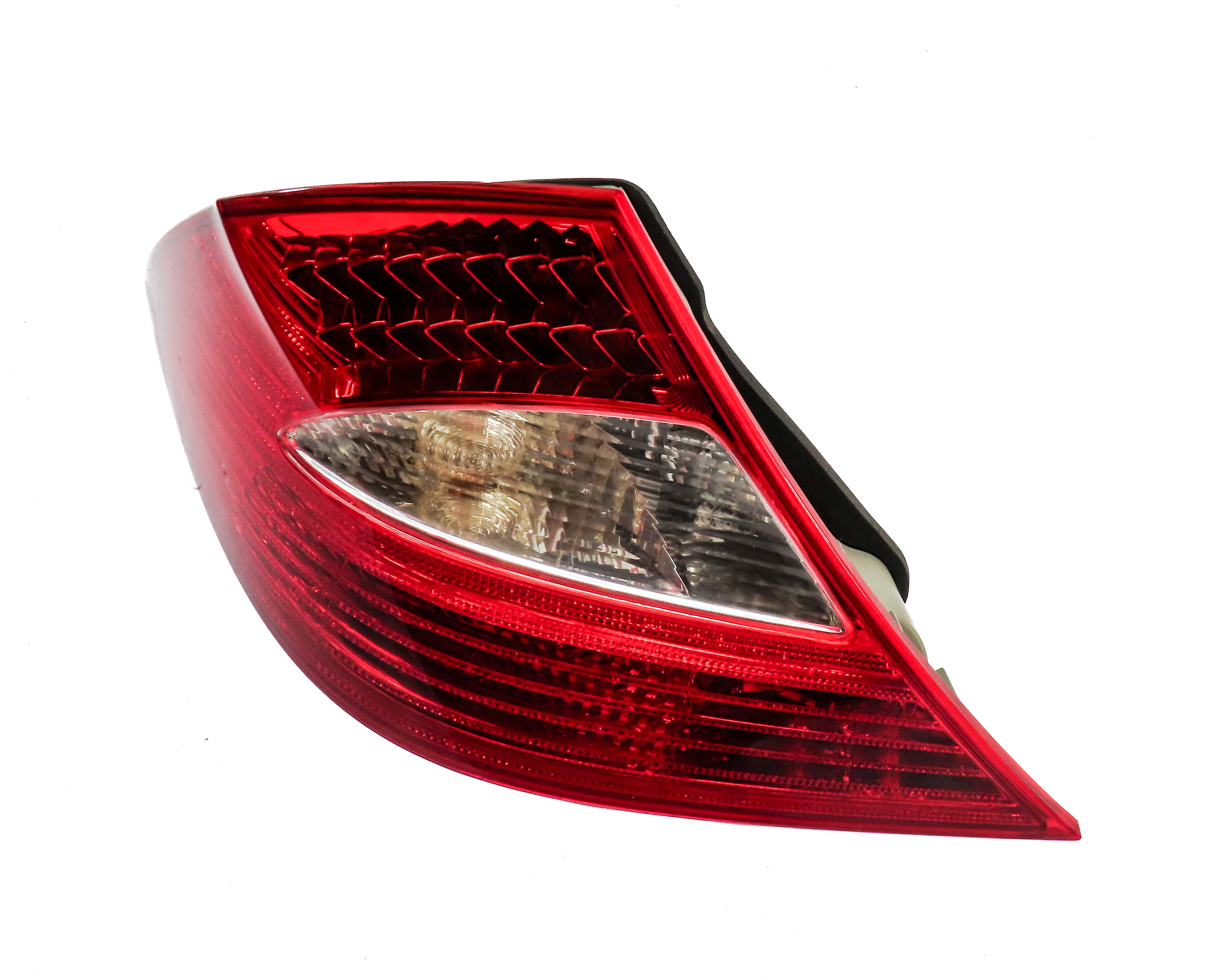 06-08 MERCEDES CLS55 CLS63 CLS500 CLS550 (W219) LEFT REAR TAILLIGHT BRAKE LIGHT — exact item pictured