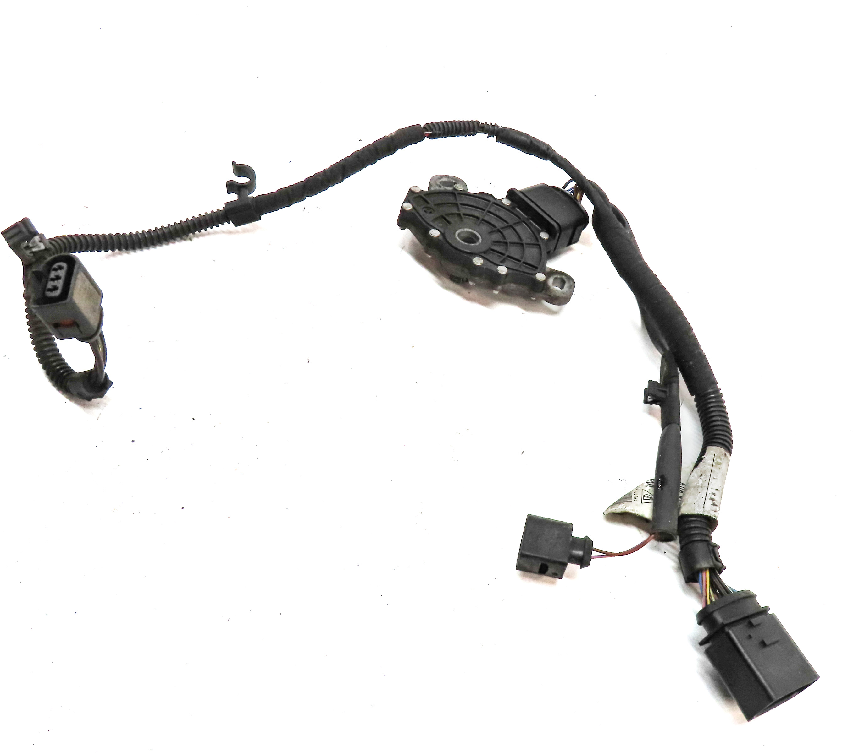 2011 PORSCHE CAYENNE (958) AUTO TRANSMISSION NEUTRAL SAFETY SWITCH w/ HARNESS — exact item pictured