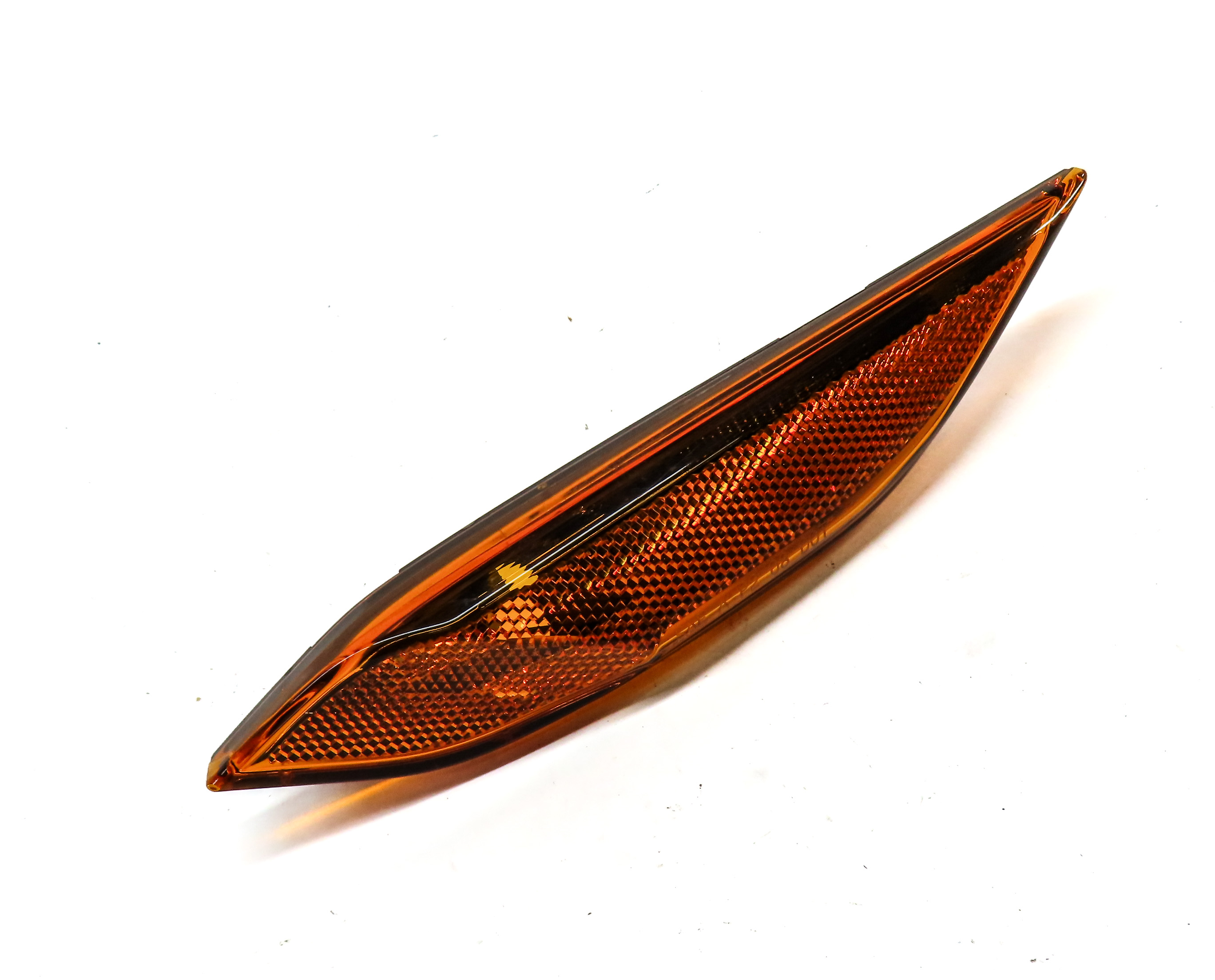 11 PORSCHE CAYENNE (958) FRONT RIGHT PASSENGER FENDER SIDE MARKER LIGHT HOUSING — exact item pictured