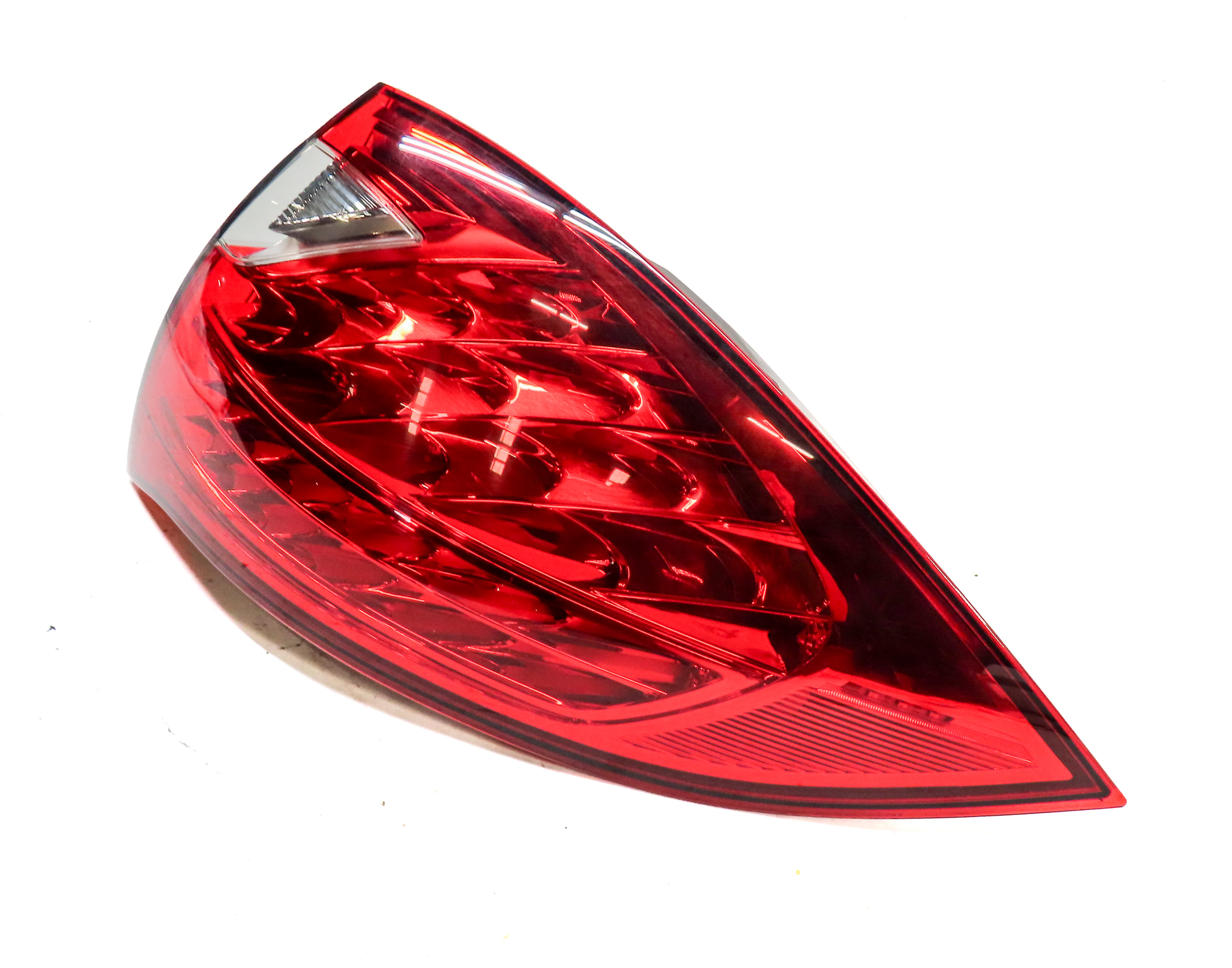2011-2014 PORSCHE CAYENNE (958) RIGHT PASSENGER OUTER TAILLIGHT BRAKE LIGHT LAMP — exact item pictured