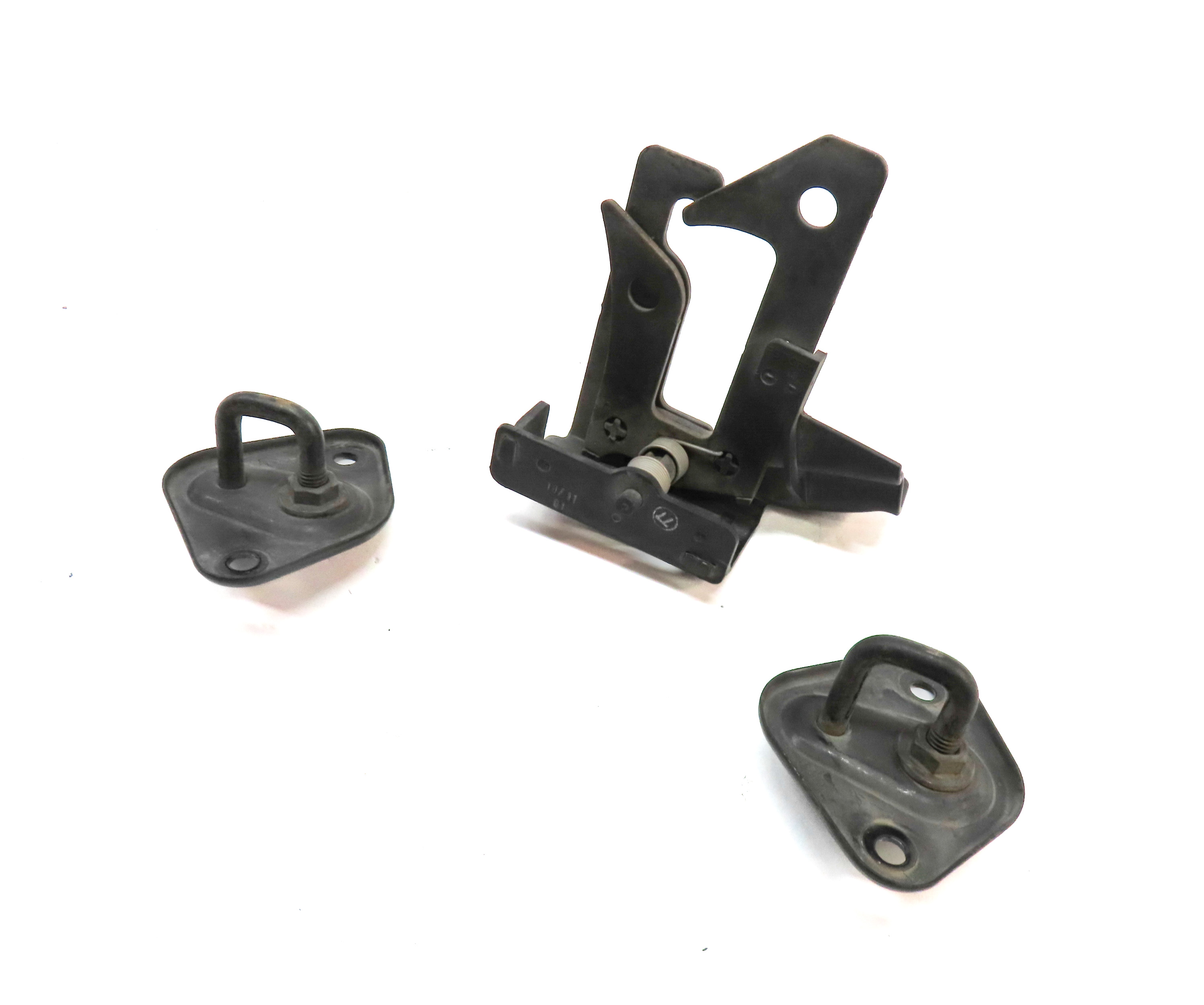 2012 MERCEDES E350 (W212) FRONT HOOD LID SAFETY HOOK CATCH LATCH RELEASE SET/3 — exact item pictured