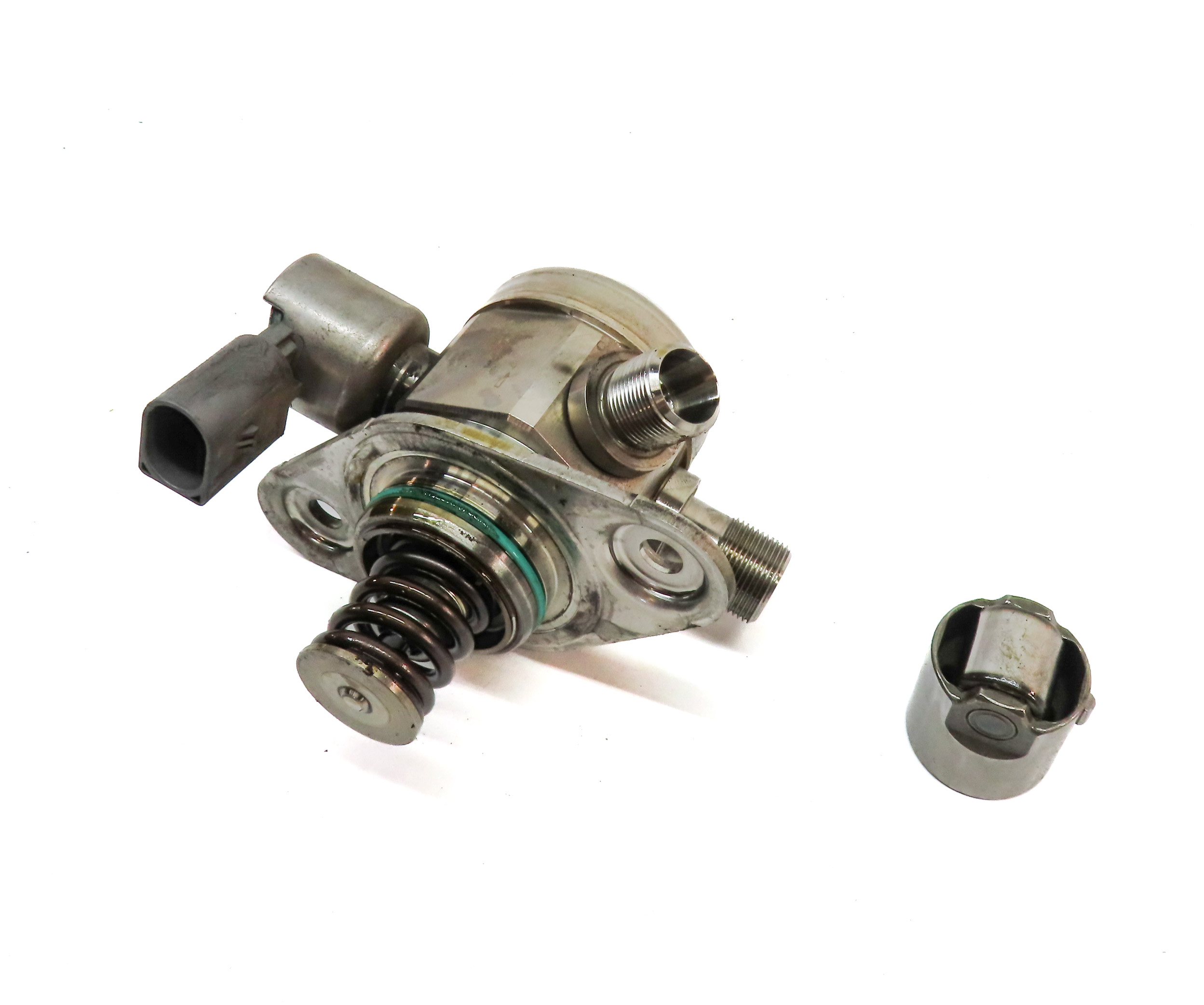 12-18 MERCEDES C E GLE GLK ML (W204 W207 W212 W166) M276 HIGH PRESSURE FUEL PUMP — exact item pictured