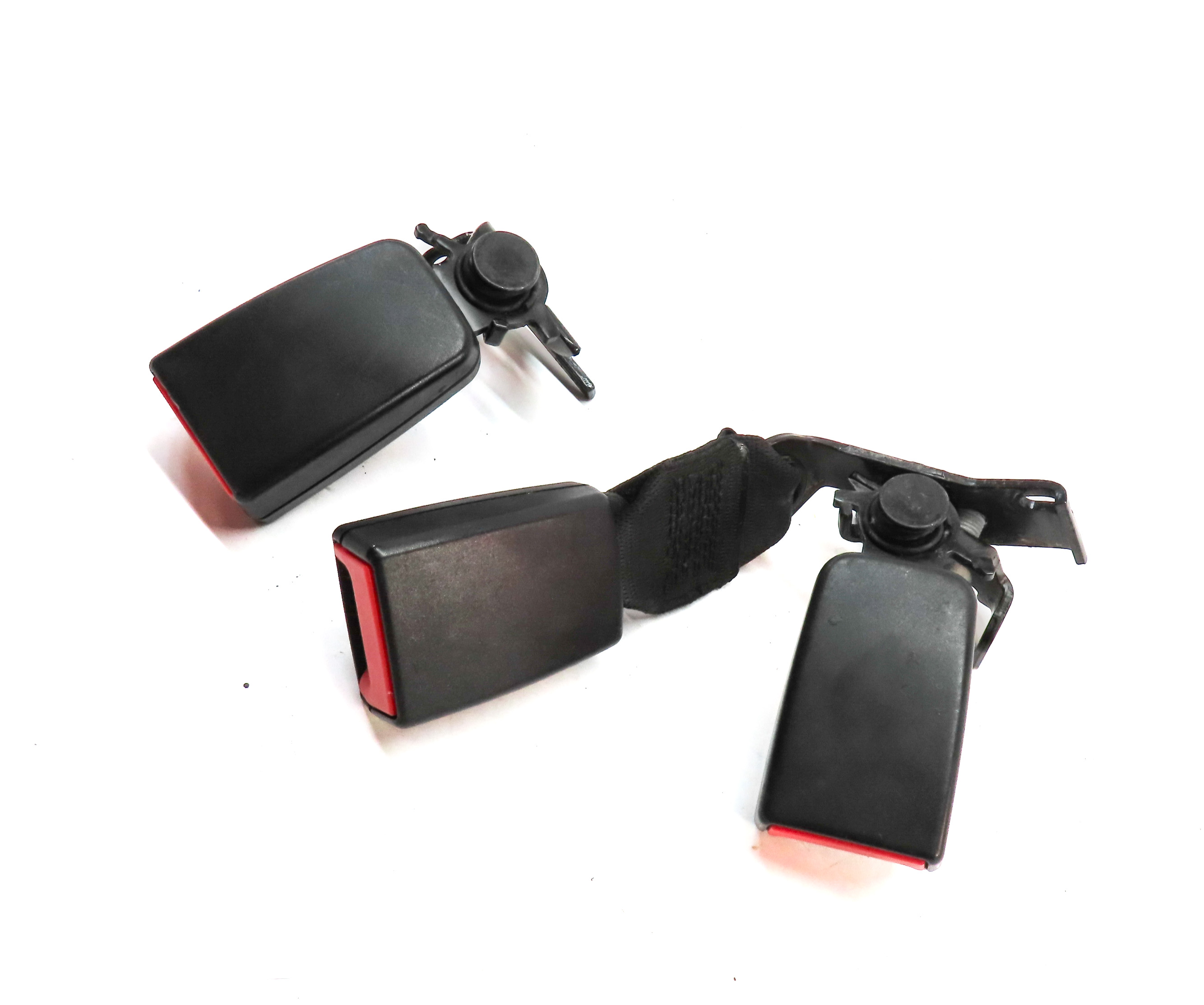 12 MERCEDES E350 W212 REAR LEFT CENTER RIGHT SEAT SEATBELT BUCKLE RECEIVER SET/3 — exact item pictured