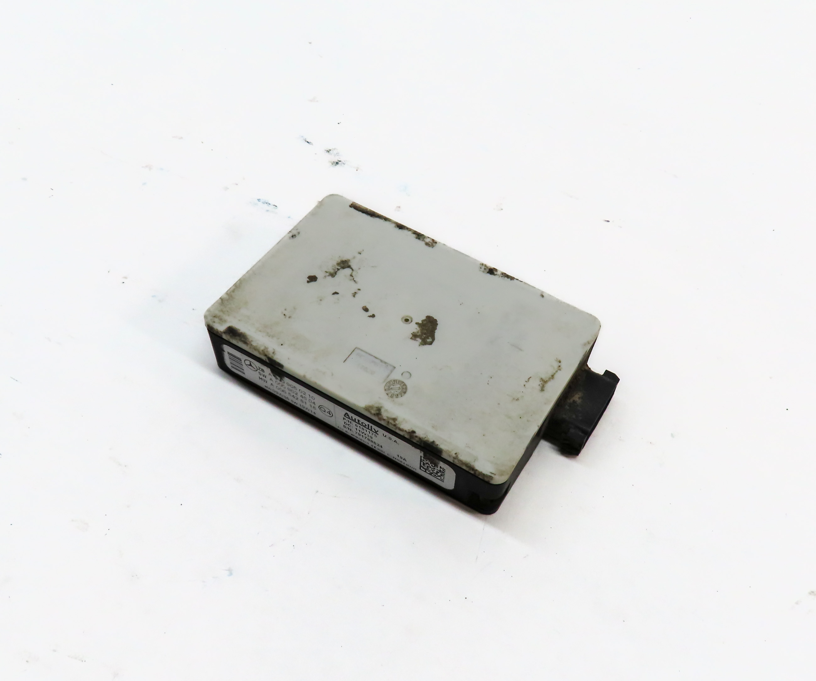 2012 MERCEDES E350 (W212) REAR DRIVER ASSIST BLIND SPOT RADAR SENSOR MODULE — exact item pictured