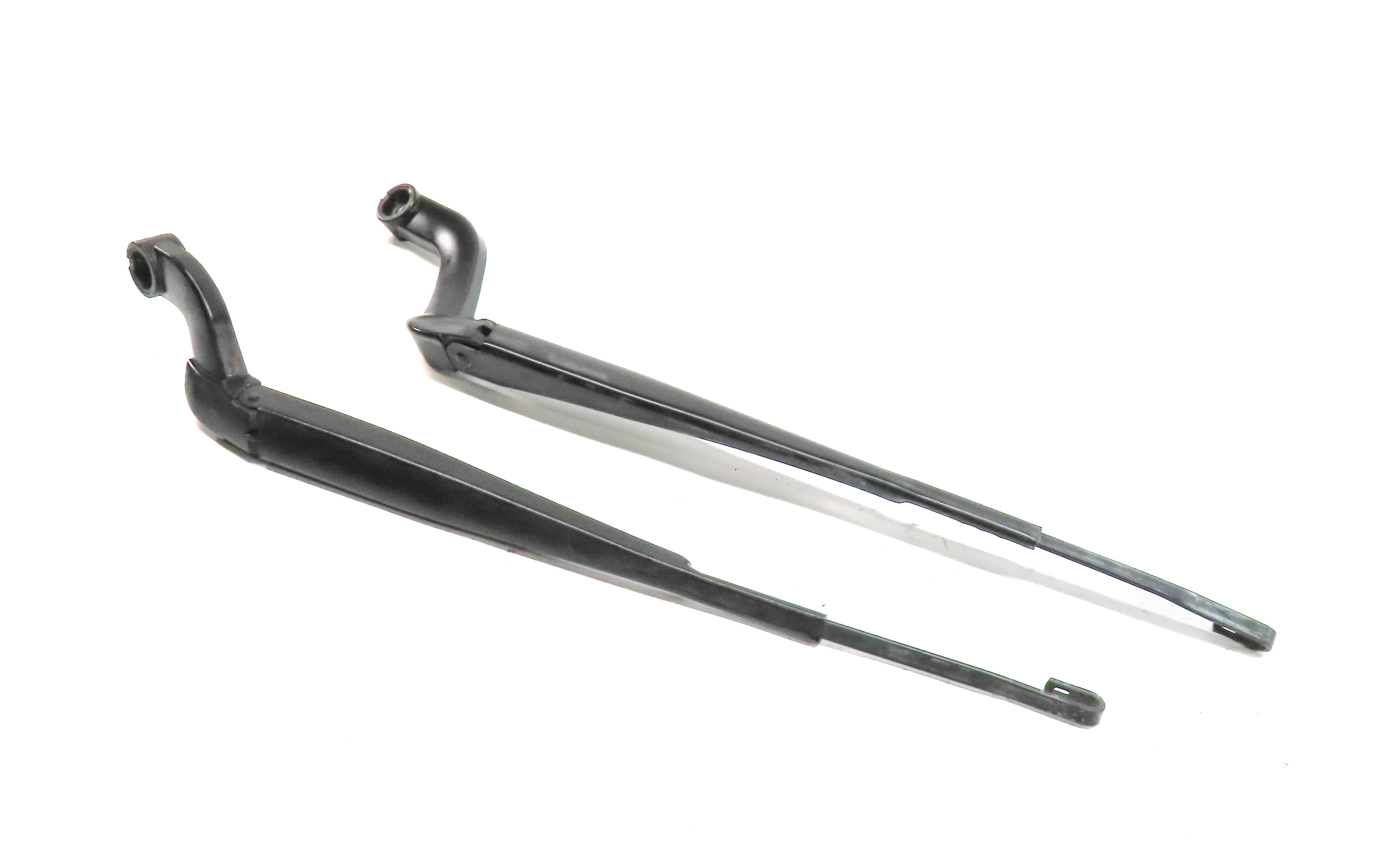 07-16 LAND ROVER LR4 - RANGE ROVER SPORT (L320) FRONT WINDSHIELD WIPER ARM SET 2 — exact item pictured