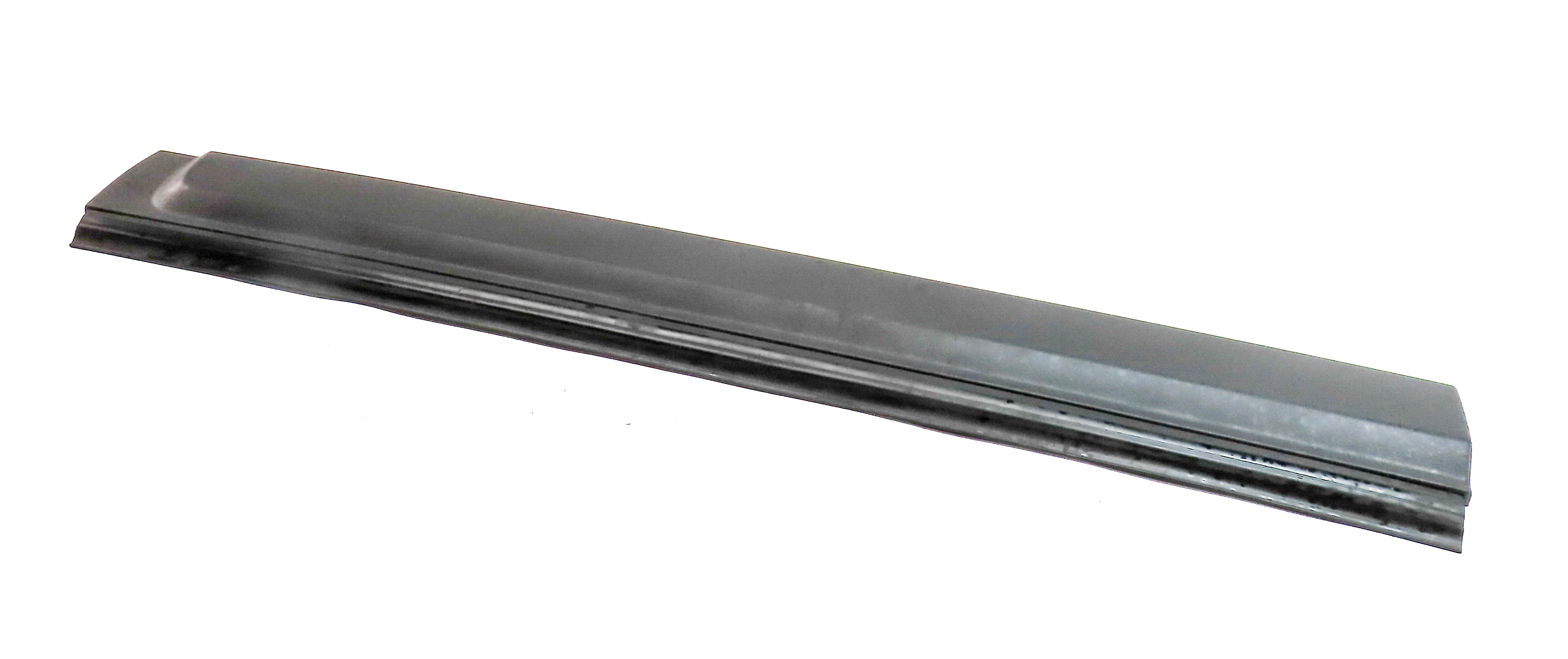 2005-2016 LAND ROVER LR3 LR4 FRONT LEFT DRIVER DOOR LOWER MOULDING RUNNER TRIM — exact item pictured