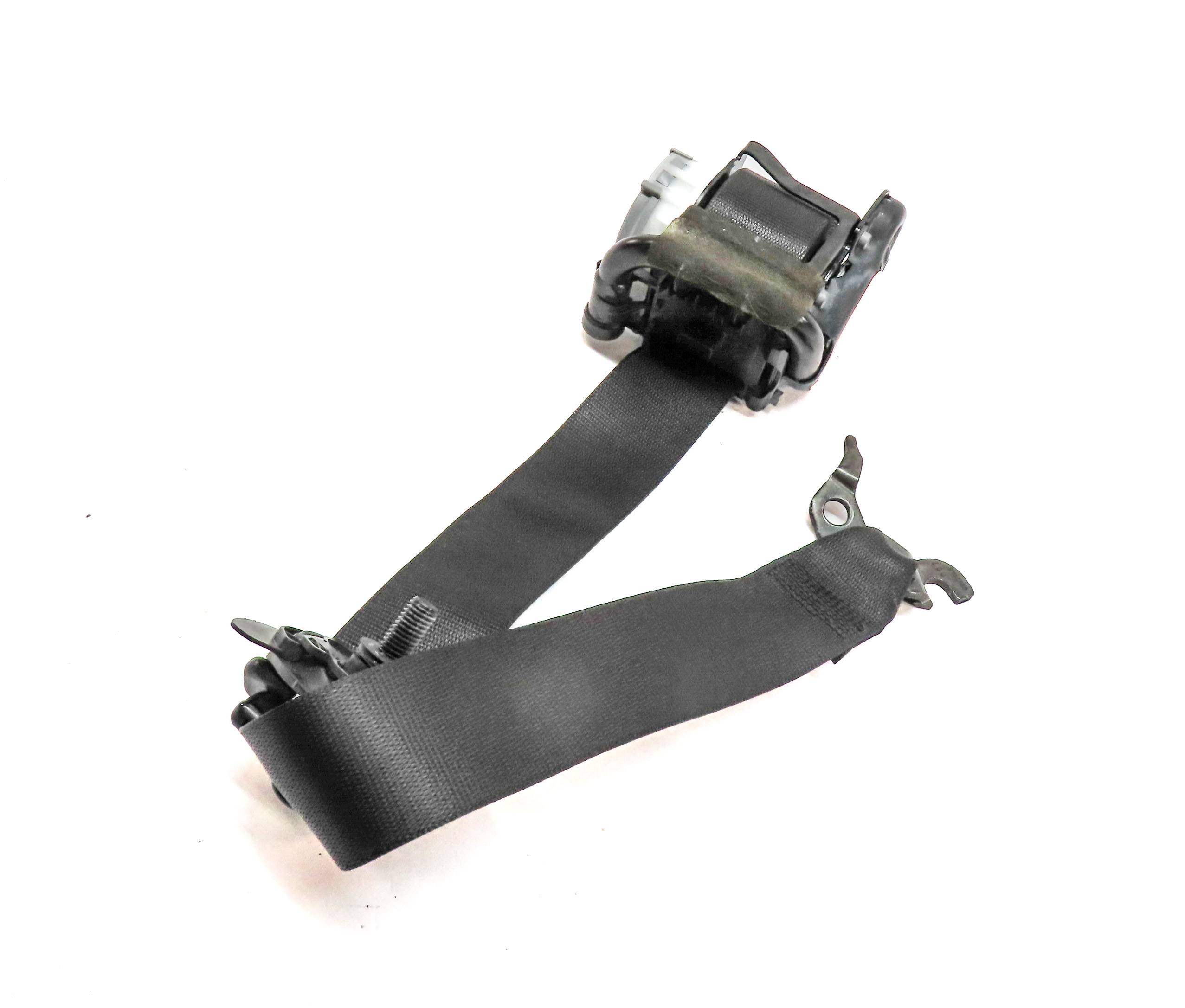 11-18 BMW X3 X4 (F25 F26) FRONT LEFT DRIVER SEATBELT BUCKLE RETRACTOR (Black) — exact item pictured