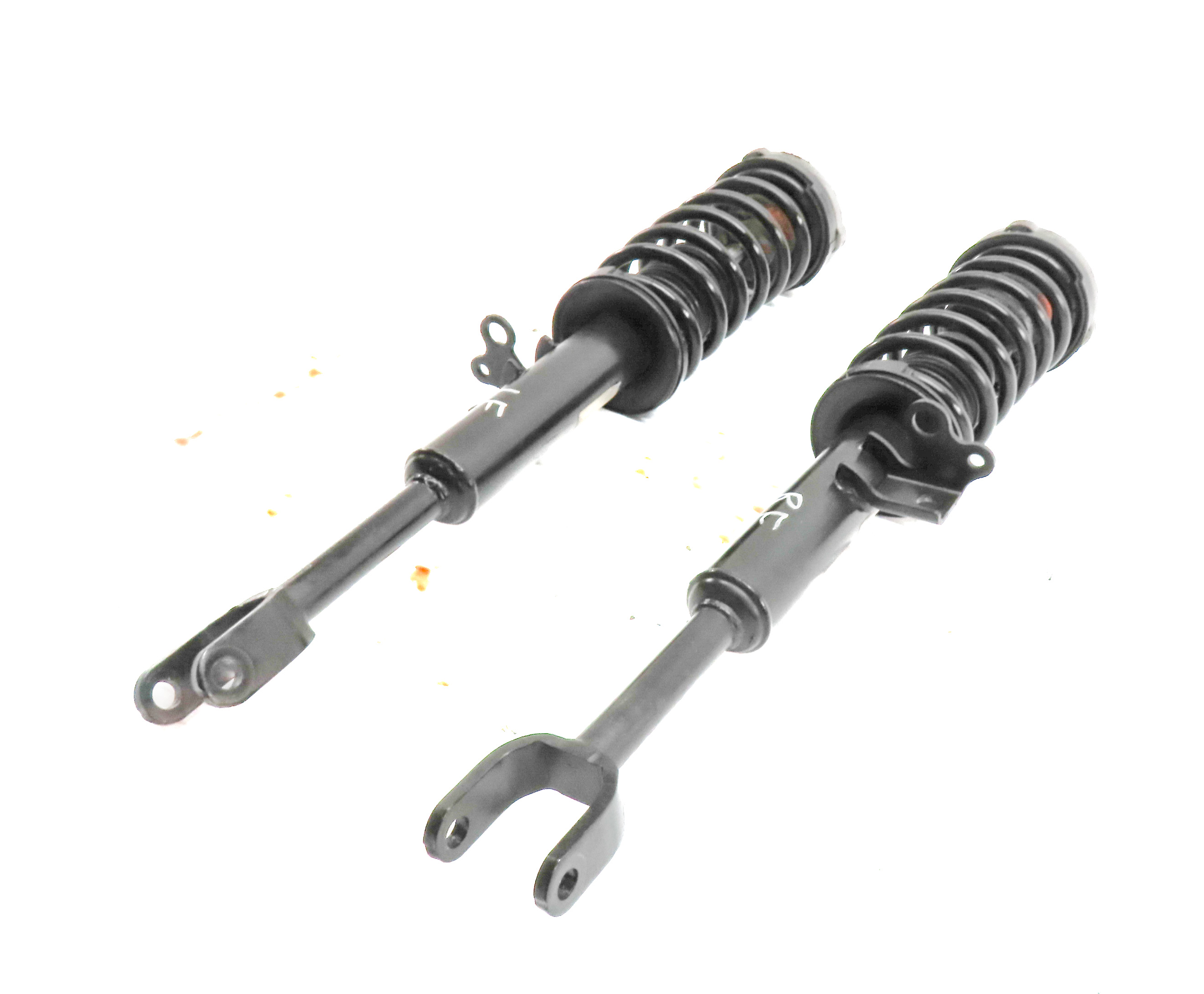 2011-2013 BMW 528i (F10) RWD FRONT STANDARD SUSPENSION SHOCK STRUT SET/2 — exact item pictured
