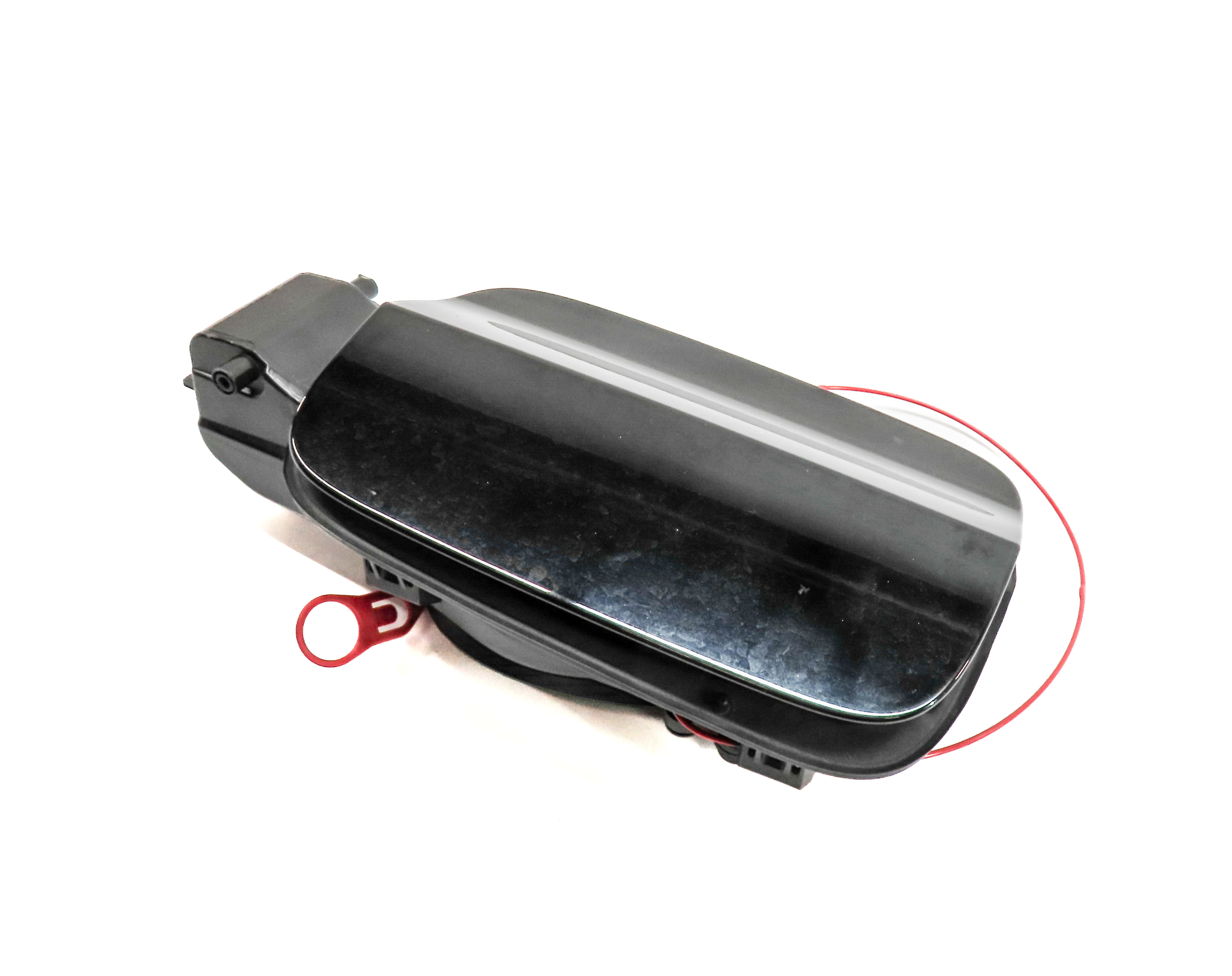 15-18 AUDI A3 S3 8V FUEL TANK FILLER GAS TANK DOOR FLAP COVER w/HOUSING (Black) — exact item pictured
