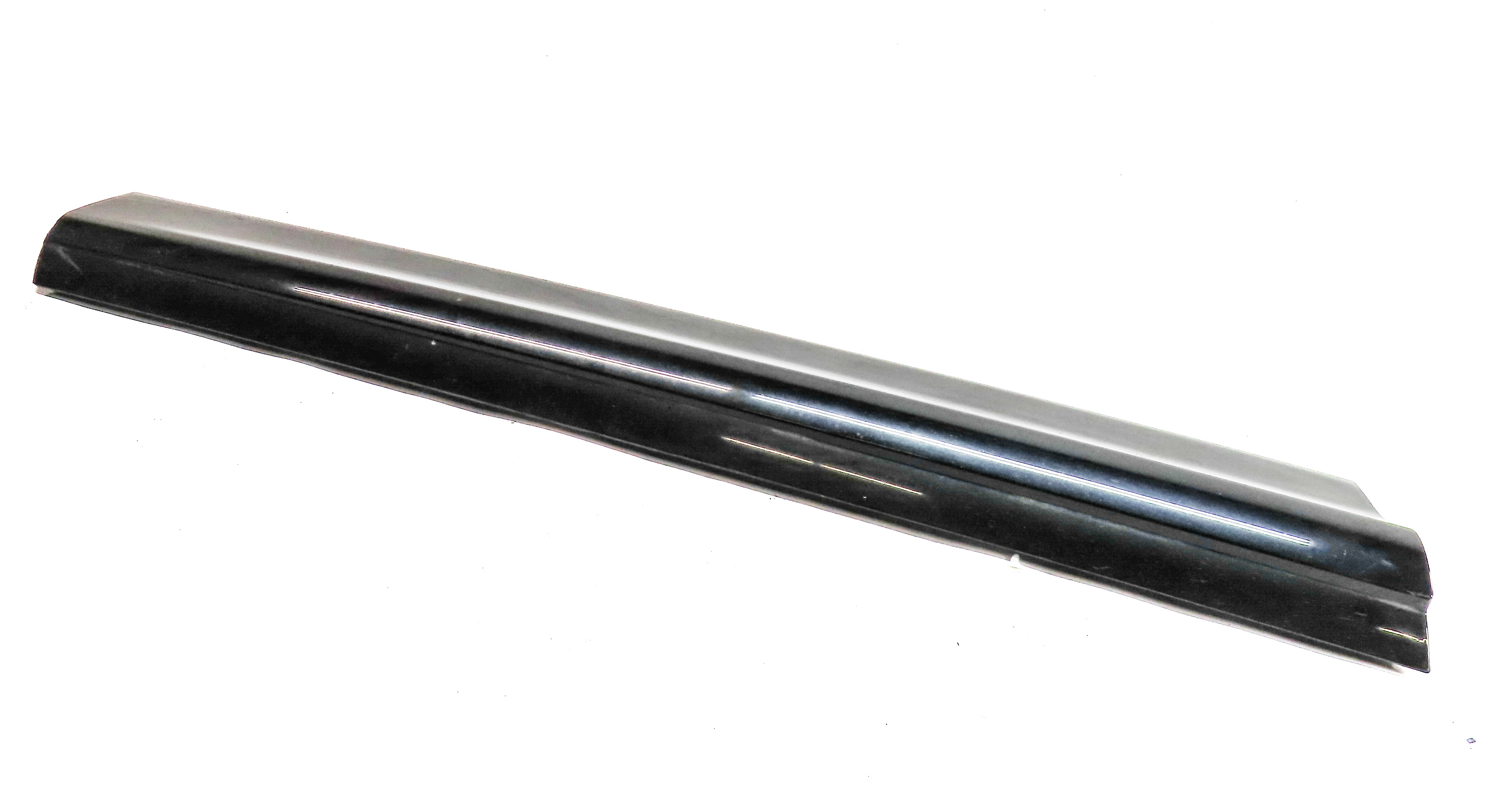 10-15 AUDI Q7 FRONT LEFT DRIVER LOWER DOOR TRIM MOULDING (w/out SLINE) (Black) — exact item pictured
