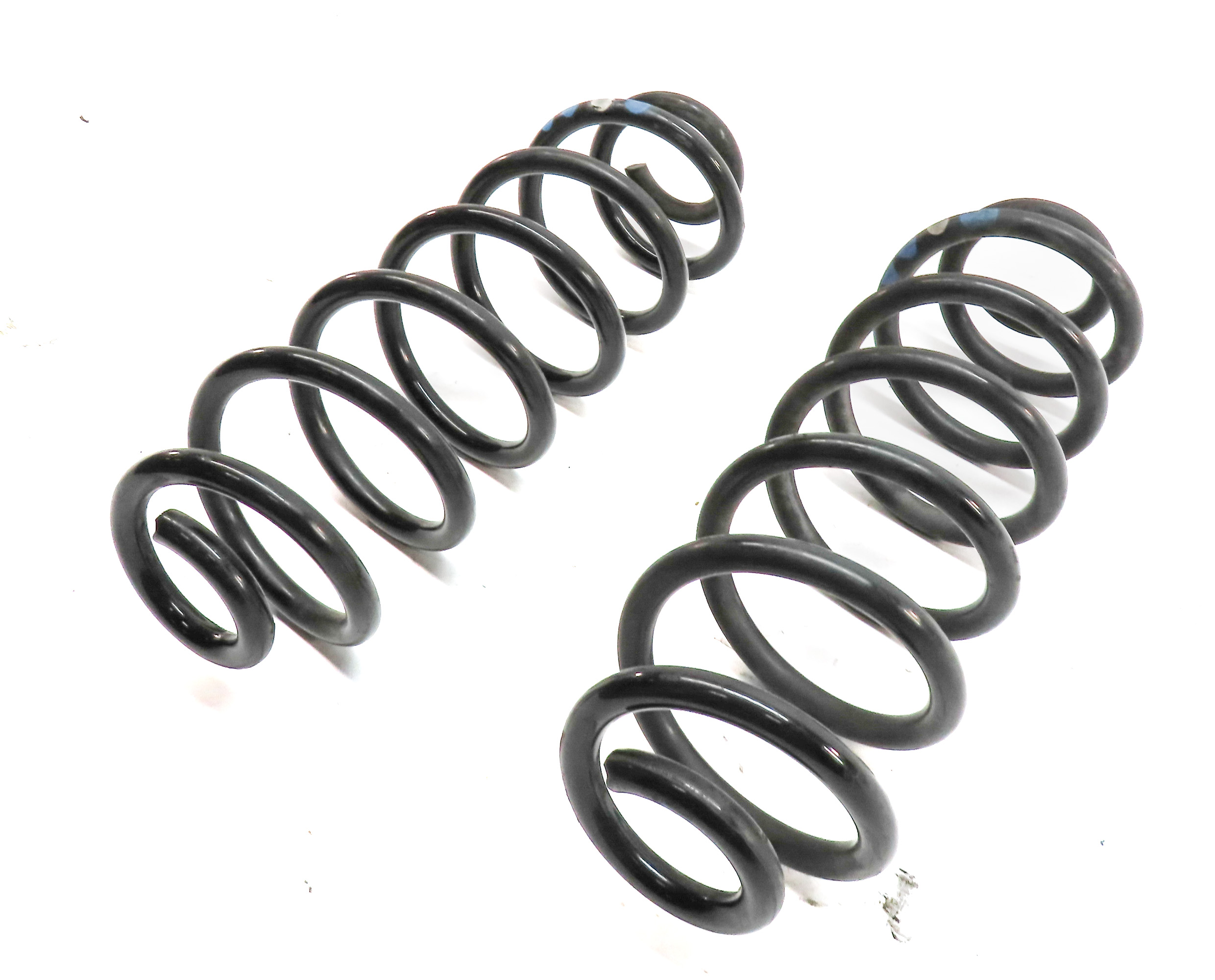2009-2017 AUDI Q5 SQ5 (8R) LEFT & RIGHT REAR STANDARD SUSPENSION COIL SPRING SET — exact item pictured