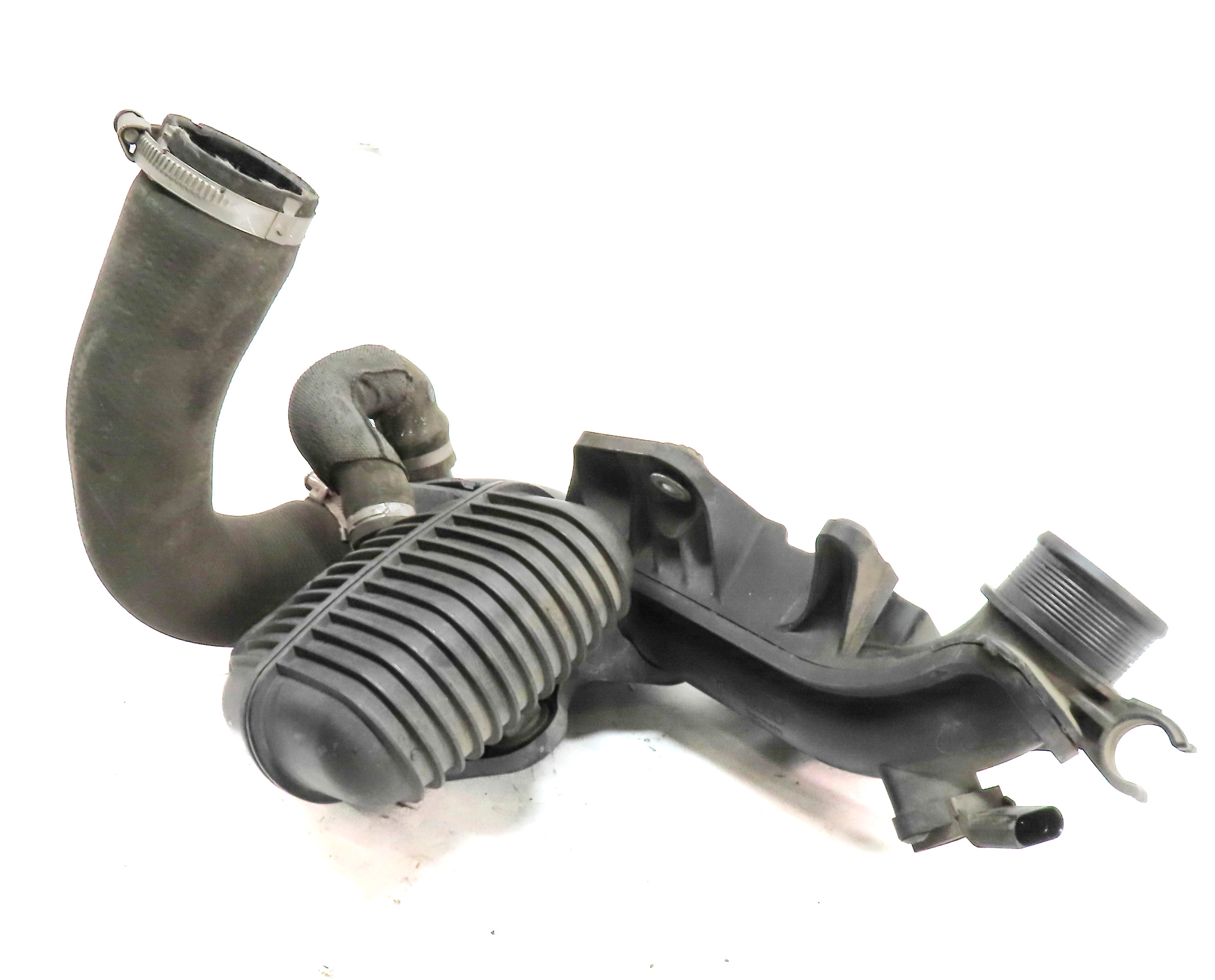 2013 AUDI Q5 (B8 8R) 2.0L (CPMA) ENGINE INTERCOOLER PRESSURE PIPE DAMPER BOX — exact item pictured