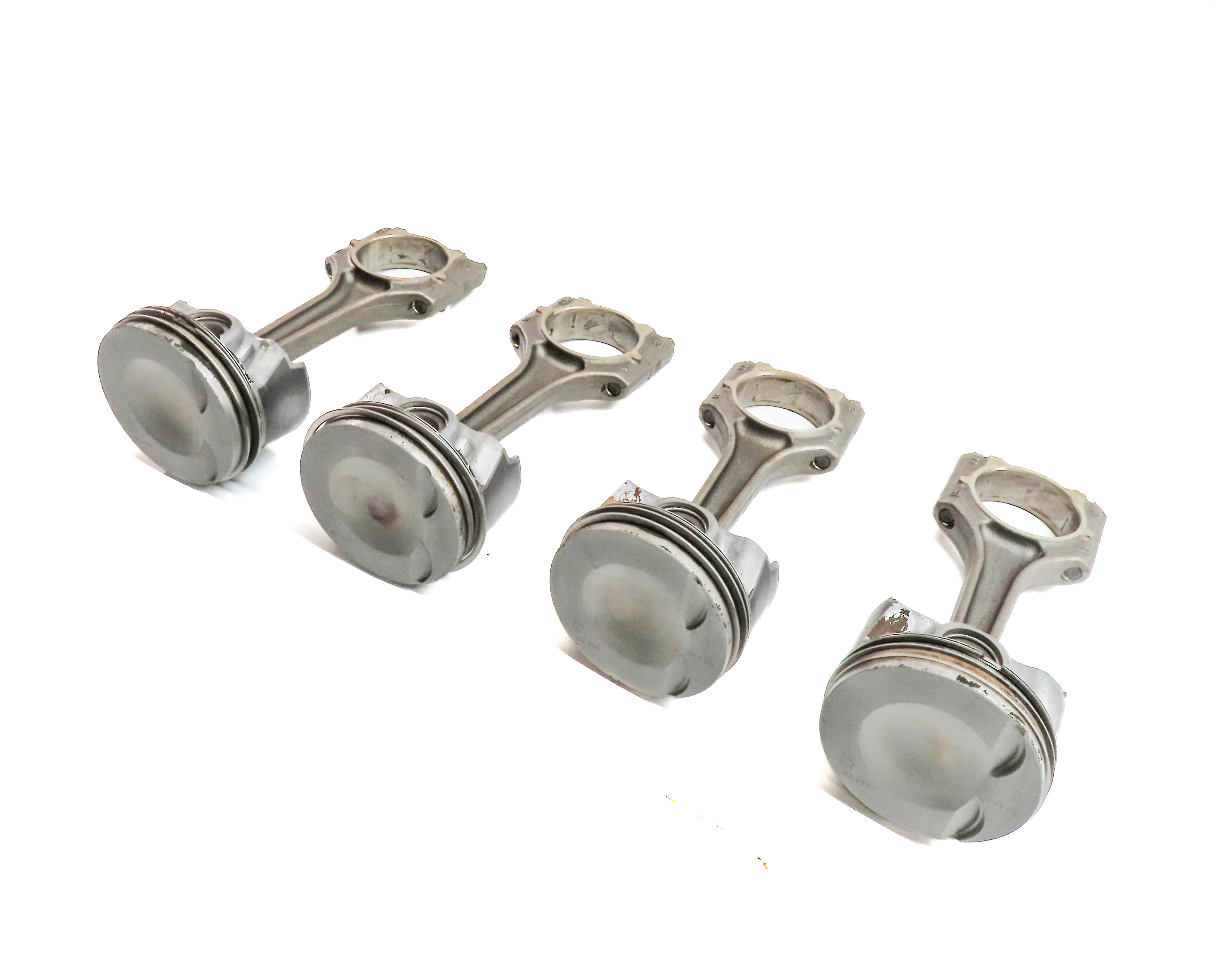 11-18 VW AUDI - A3 A4 A5 A6 Q5 TT BEETLE JETTA TIGUAN 2.0L TURBO PISTON SET/4 — exact item pictured