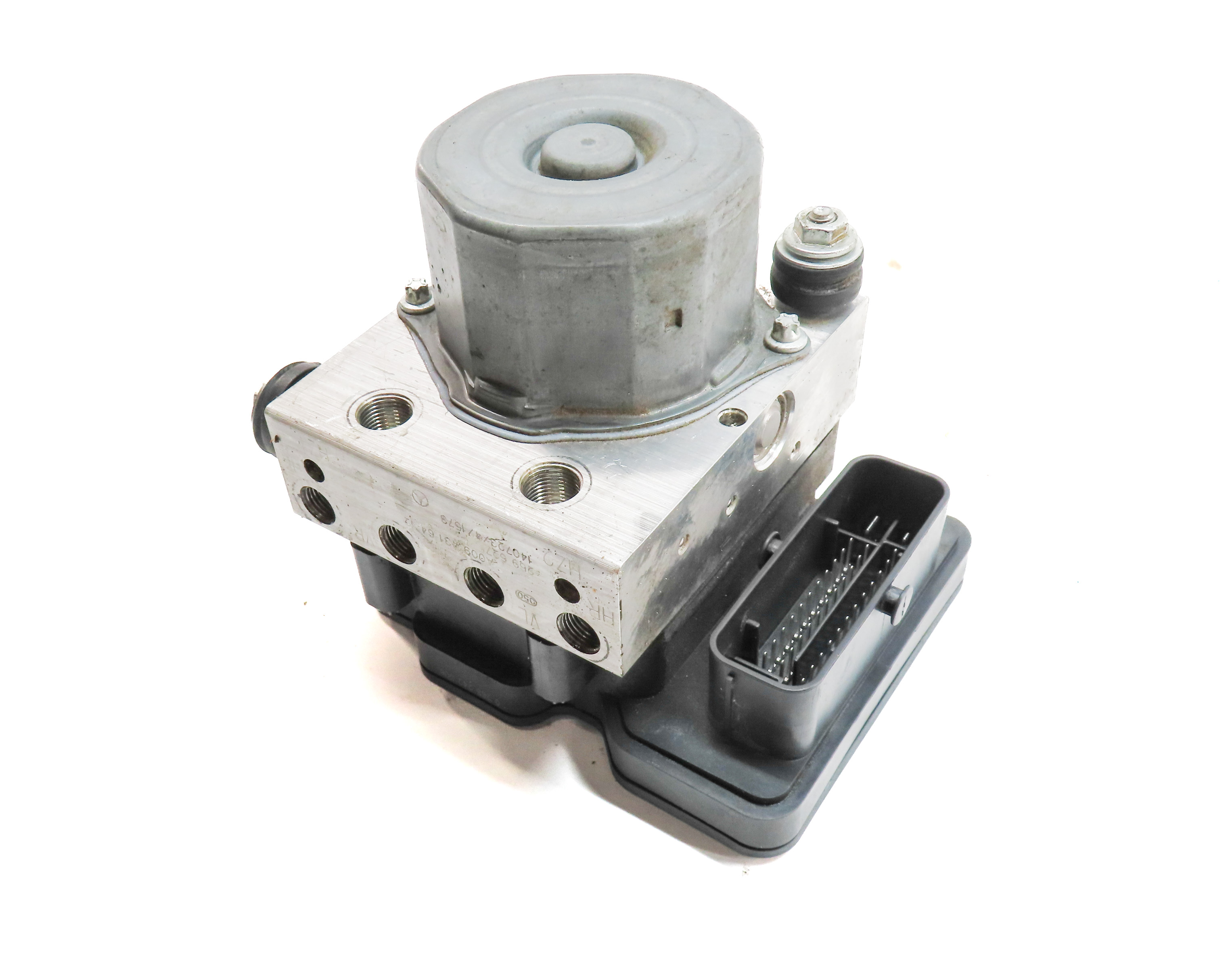 2014-2019 MERCEDES B250 CLA250 (C117 W117 W246) ESP ABS BRAKE PUMP w/ MODULE — exact item pictured
