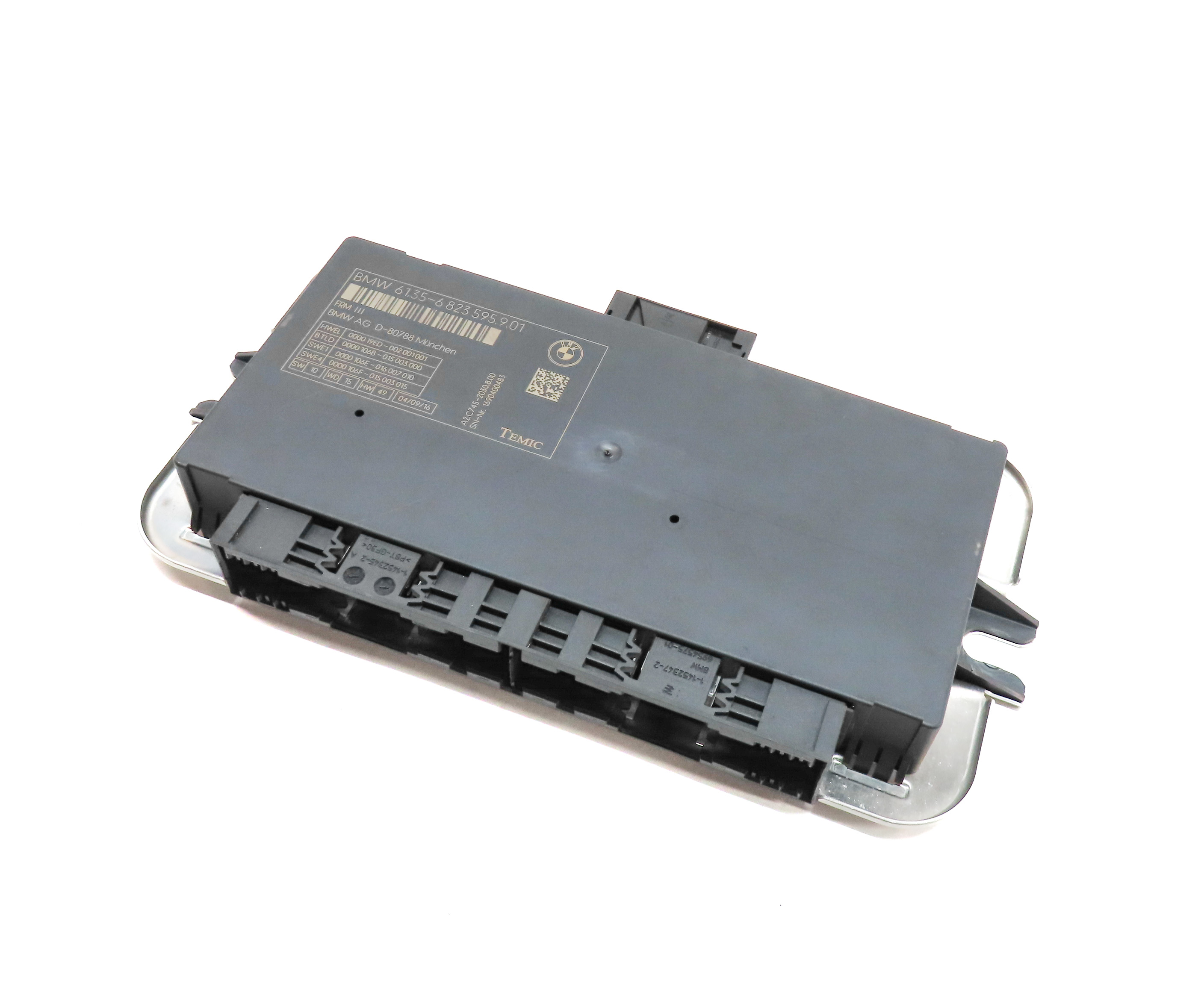10-17 BMW 5 6 7 M5 X3 X4 (F06 F10 F12 F25 F26) FRM III BODY LIGHT CONTROL MODULE — exact item pictured