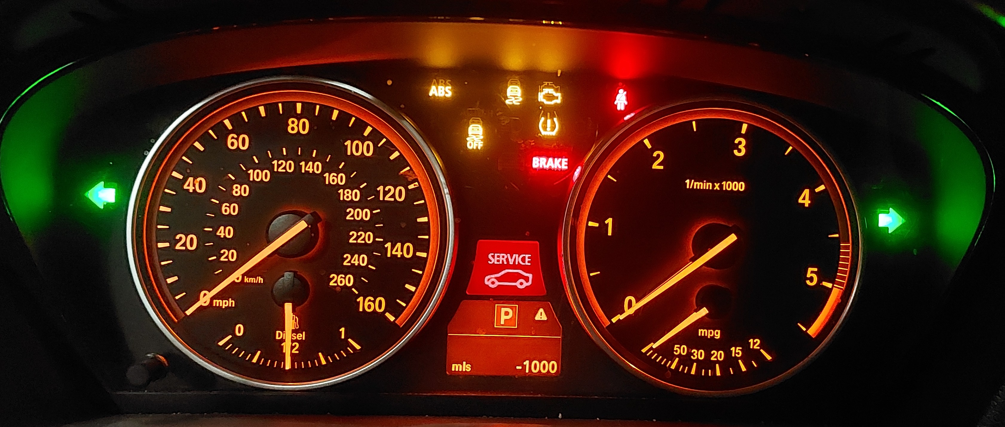 11-13 BMW X5 (E70) 3.0L M57 DIESEL SPEEDOMETER INSTRUMENT GAUGE CLUSTER (133k) — exact item pictured