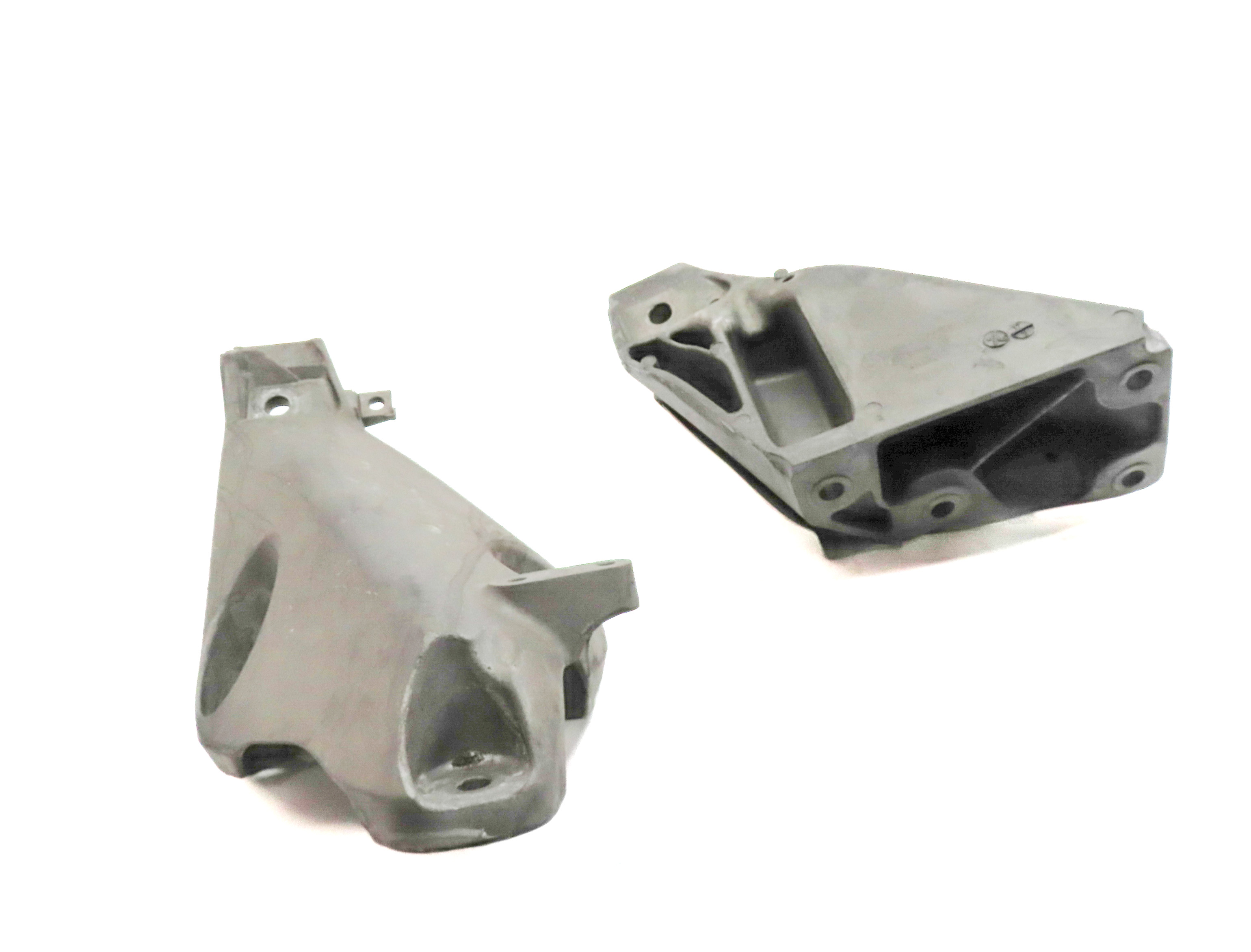 2012 BMW X5 (E70) 3.0L DIESEL (M57Y) ENGINE MOTOR MOUNT SUPPORT BRACKET SET/2 — exact item pictured
