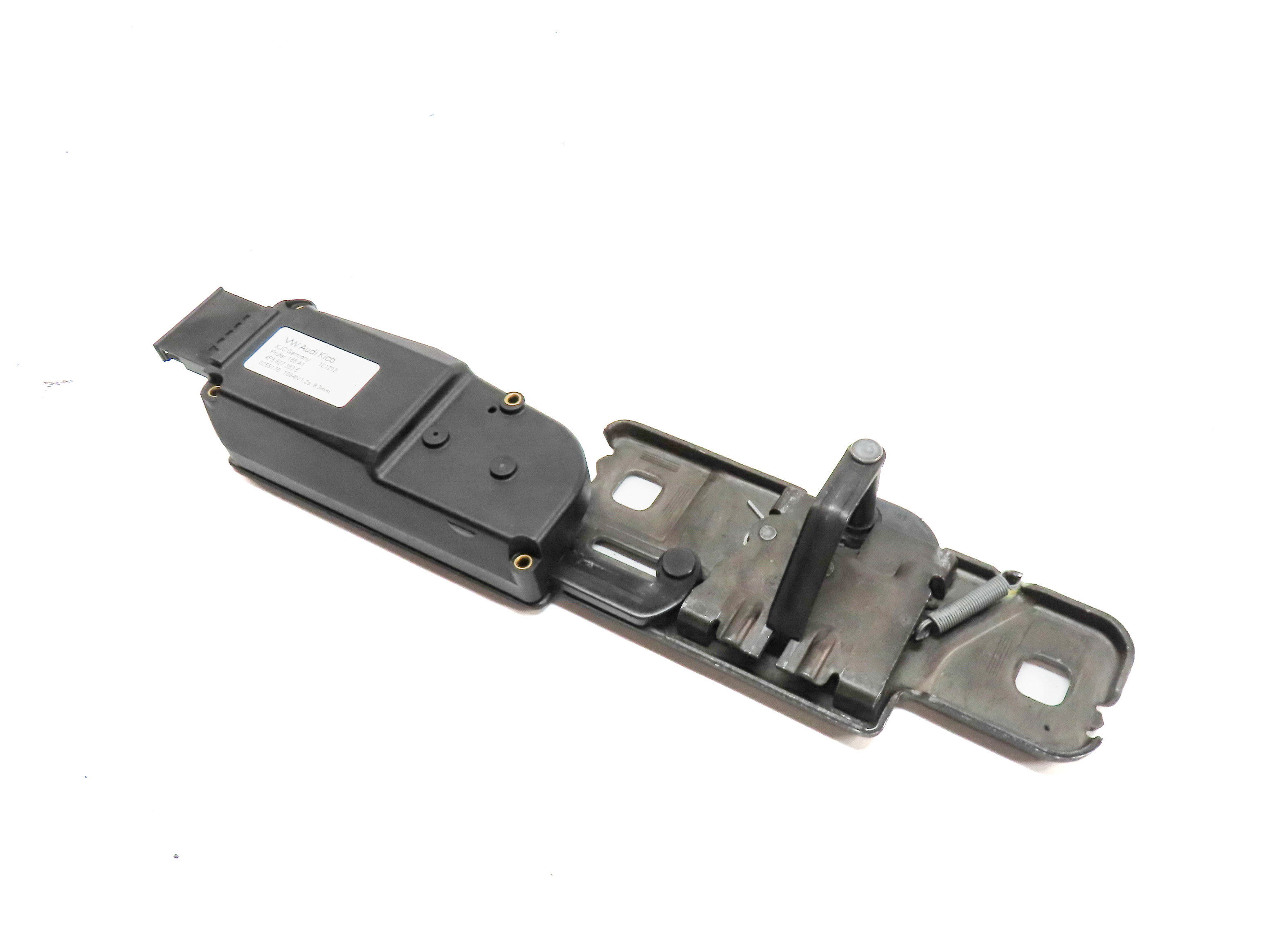 13 AUDI Q5 B8 8R REAR TRUNK LIFTGATE HATCH LOWER LATCH STRIKER PLATE ACTUATOR — exact item pictured