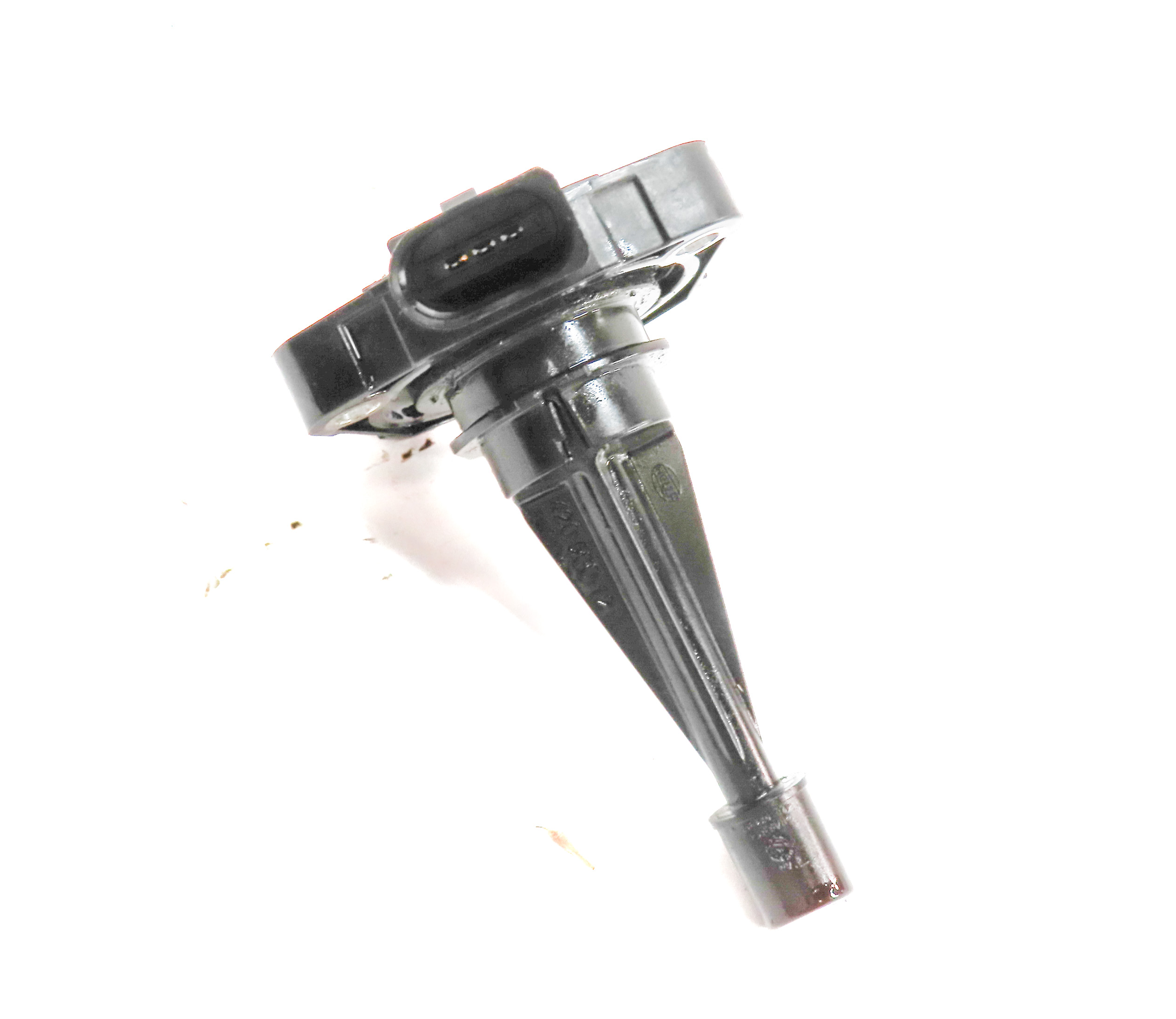 2013 AUDI Q5 (B8 8R) 2.0L (CPMA) ENGINE MOTOR OIL FLUID LEVEL SENSOR MODULE — exact item pictured