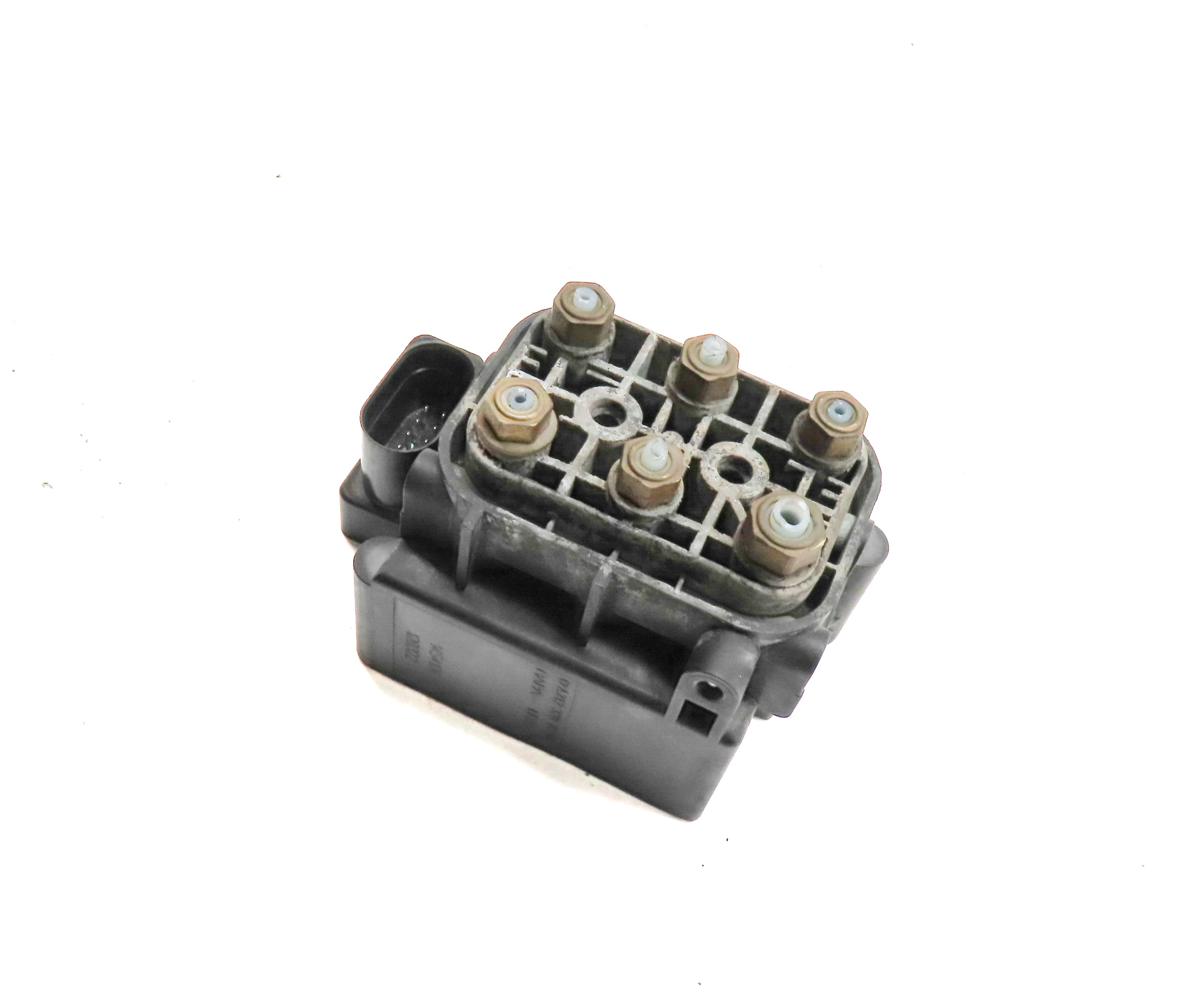 2011 MERCEDES GL450 (X164) AIRMATIC AIR SUSPENSION TRANSFER RELIEF VALVE BLOCK — exact item pictured