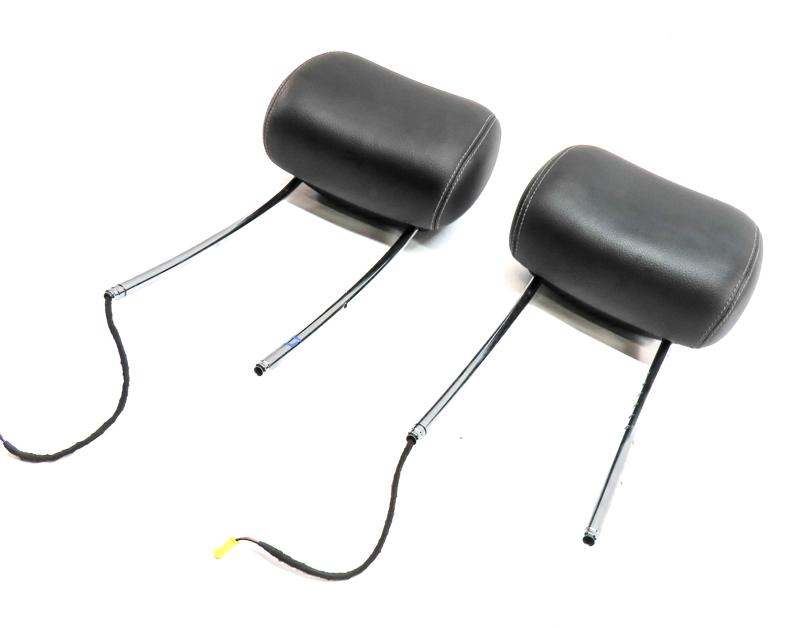 07-09 MERCEDES GL-CLASS X164 FRONT LEFT & RIGHT SEAT HEADREST SET/2(Black)  — exact item pictured